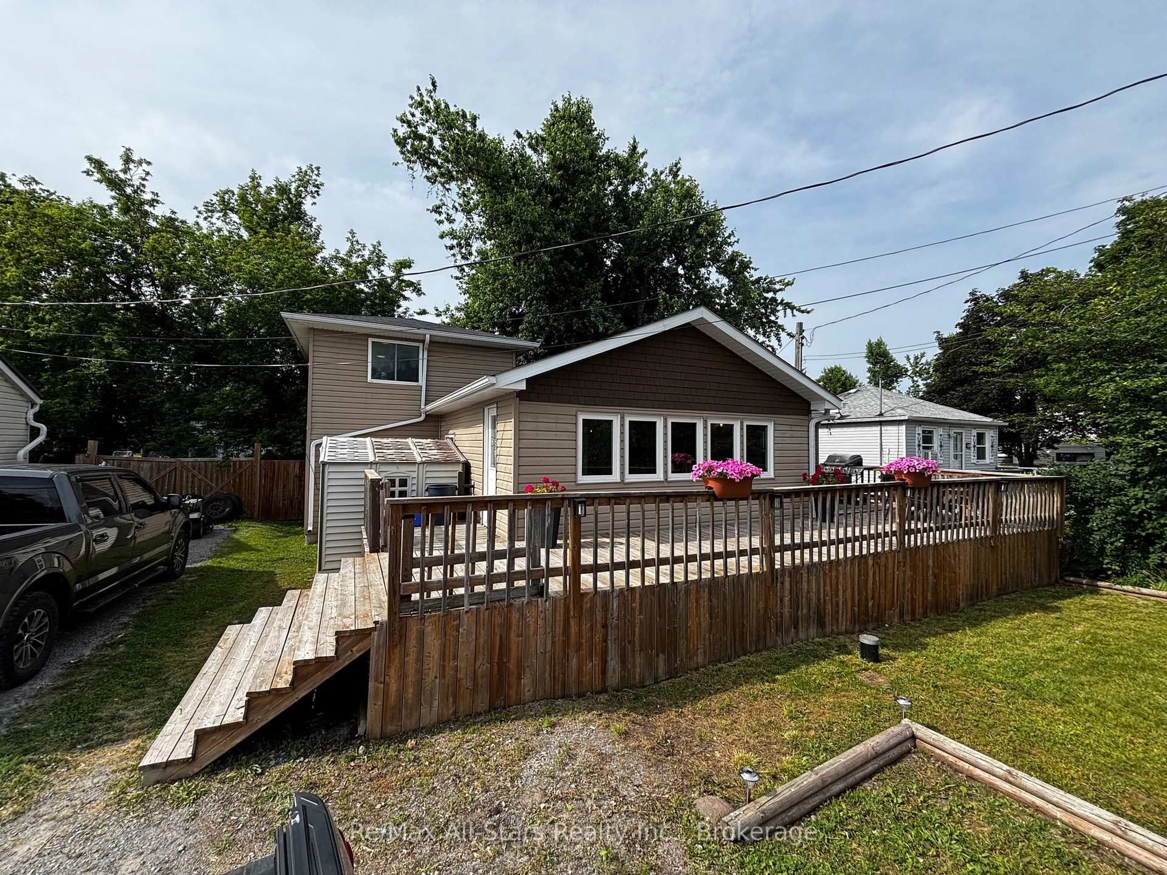 A pic from outside/outdoor area/front of a property/back of a property/a pic from drone, unknown for 417 Long Beach Rd, Kawartha Lakes Ontario K0M 1G0