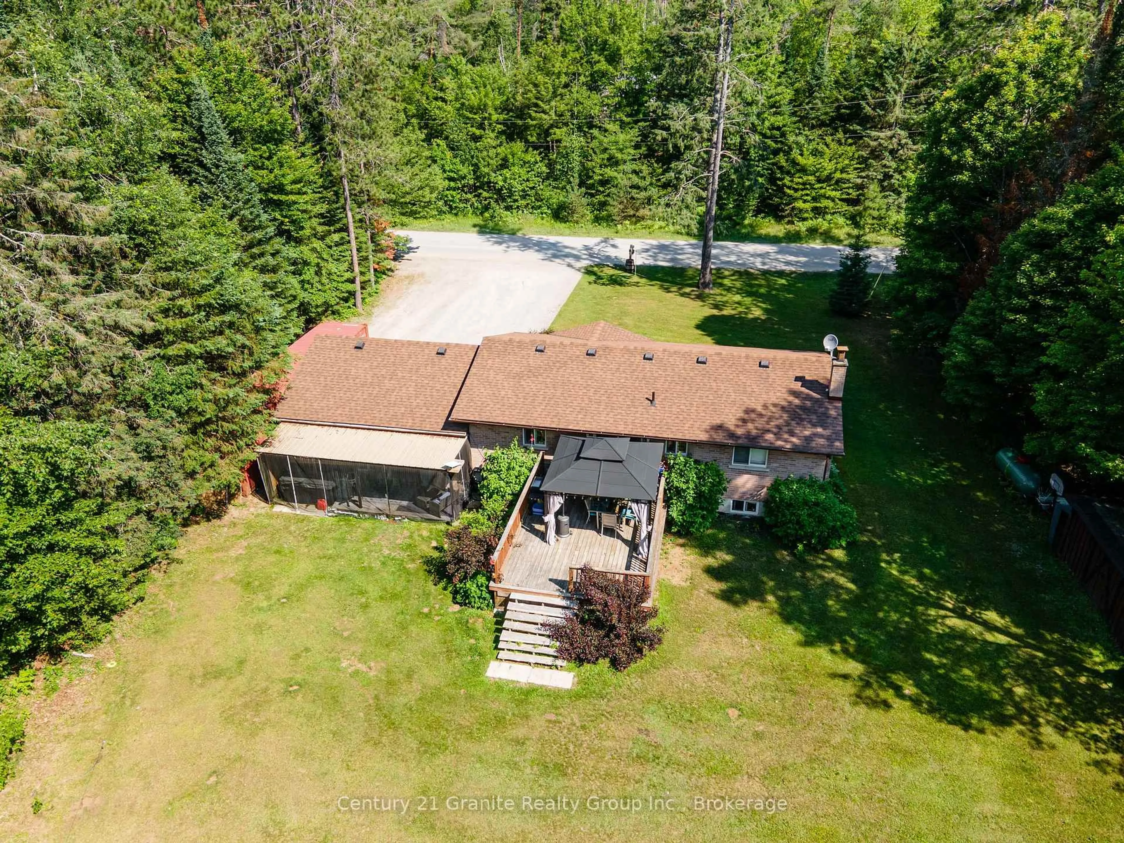 A pic from outside/outdoor area/front of a property/back of a property/a pic from drone, unknown for 1110 Howland Junction Rd, Minden Hills Ontario K0M 2K0