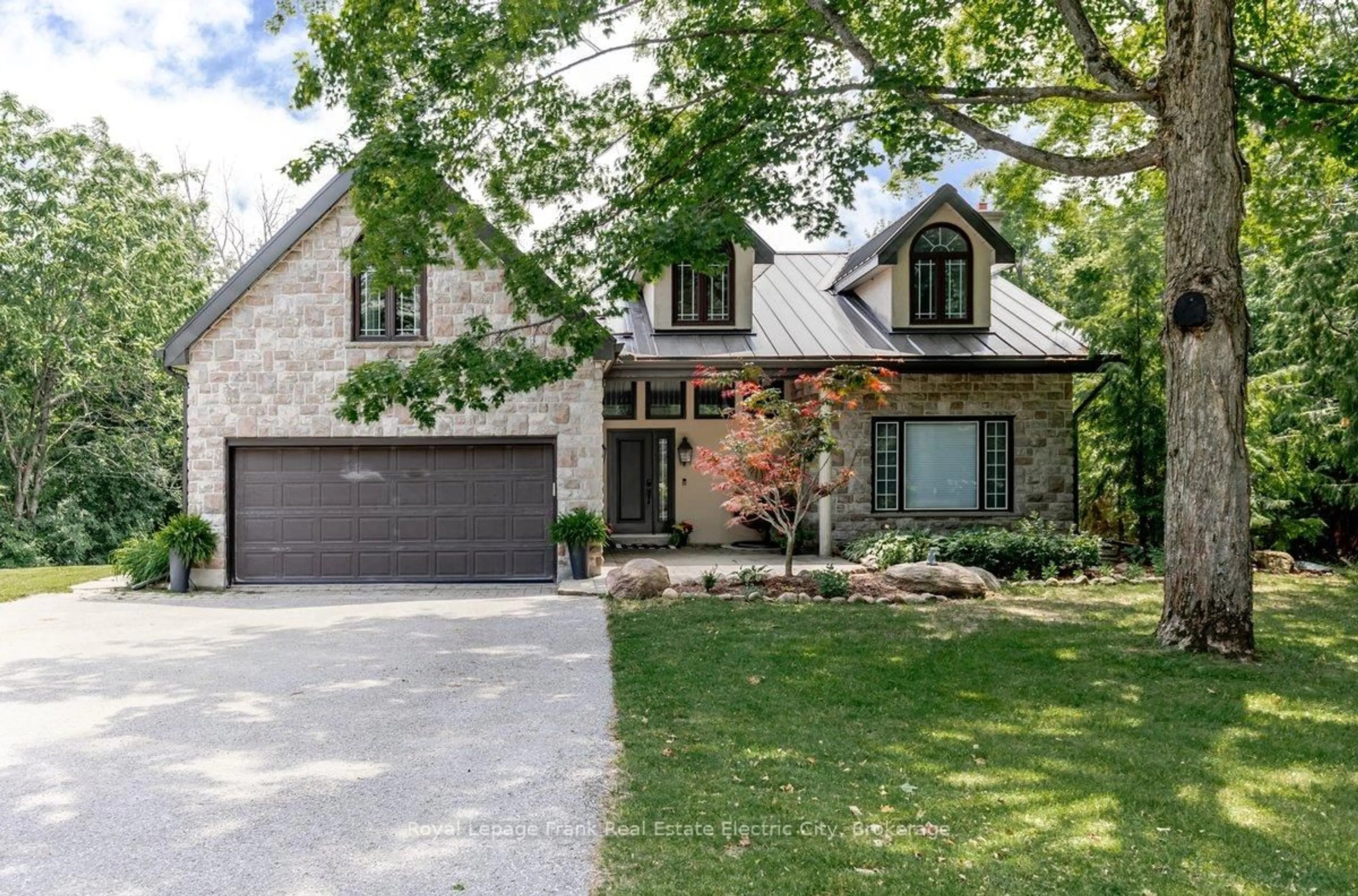 Home with brick exterior material, street for 489 Franklin Dr, Selwyn Ontario K9J 6X3