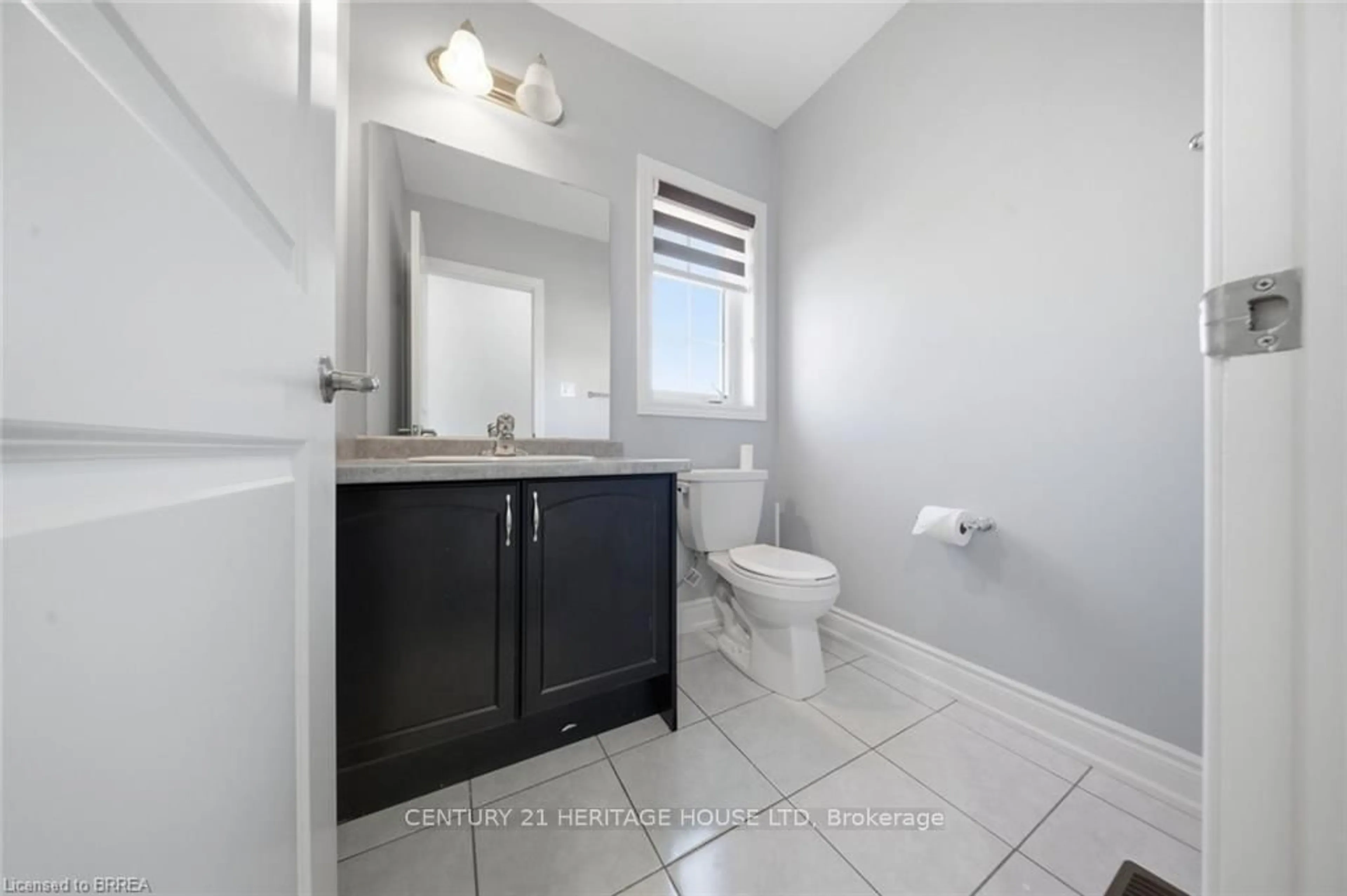 Standard bathroom, ceramic/tile floor for 18 Macklin St, Brantford Ontario N3V 0B2