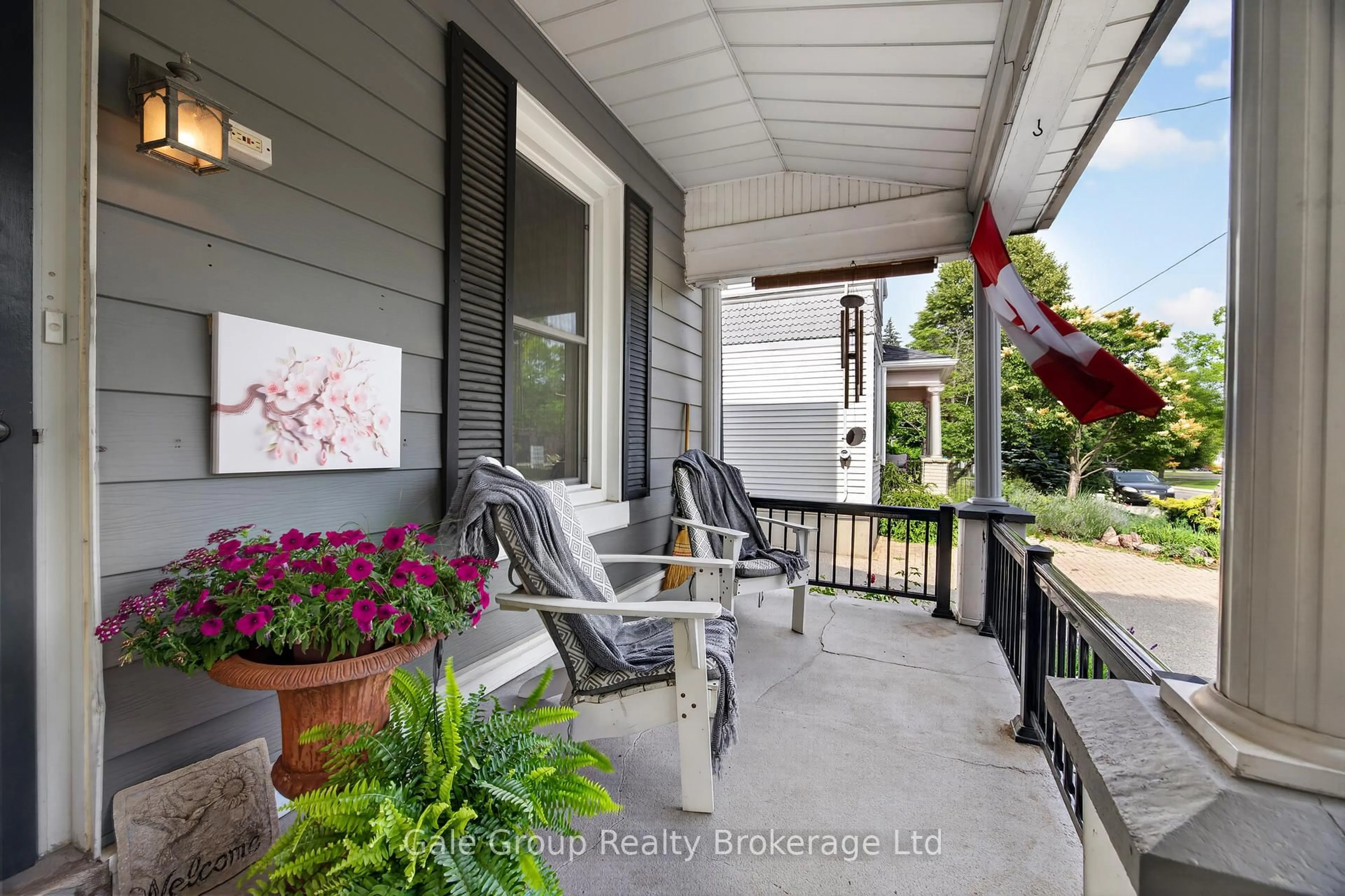 Patio, street for 503 Princess St, Woodstock Ontario N4S 4G8