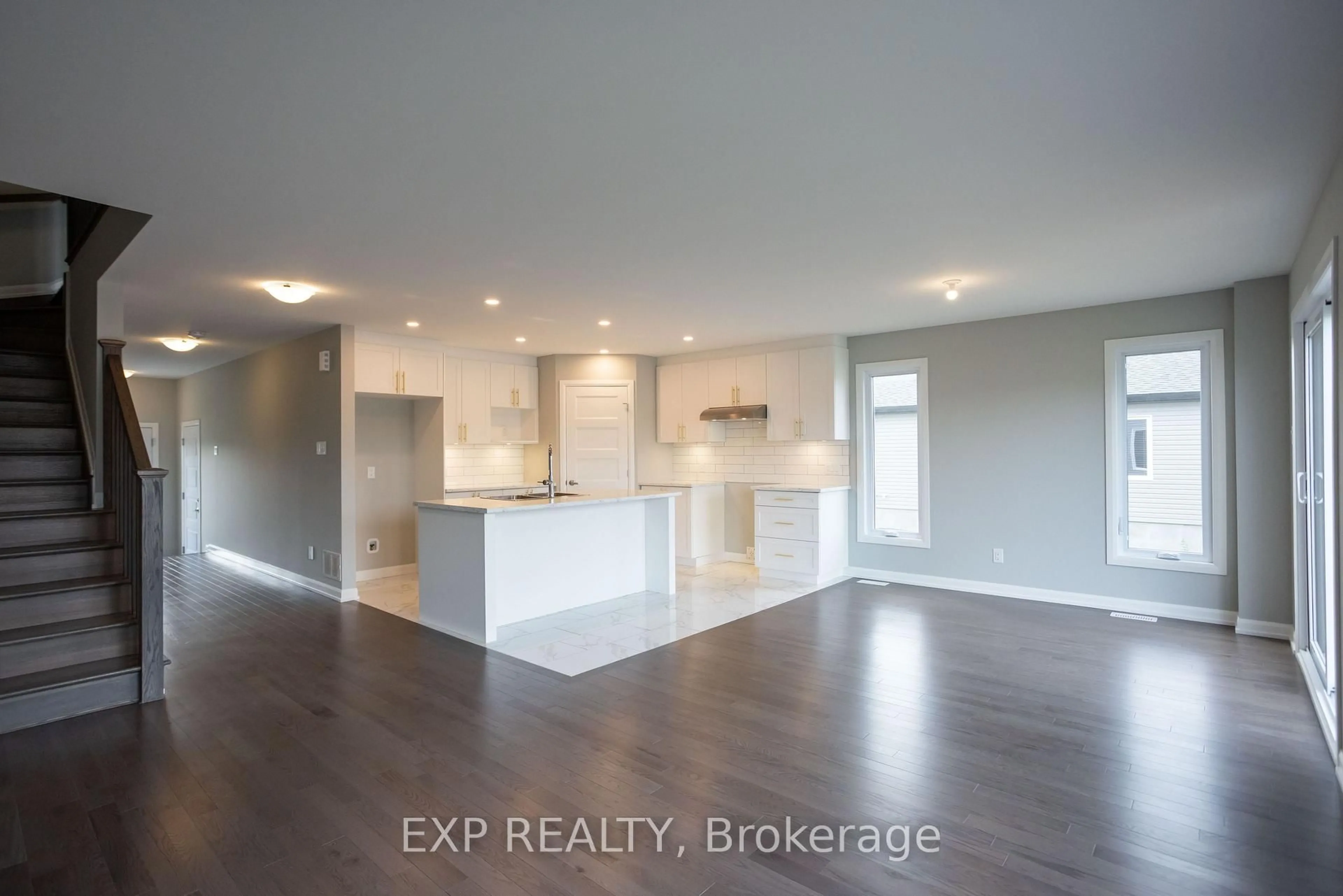 Open concept kitchen, unknown for 691 Chillon St, Alfred and Plantagenet Ontario K0A 3K0
