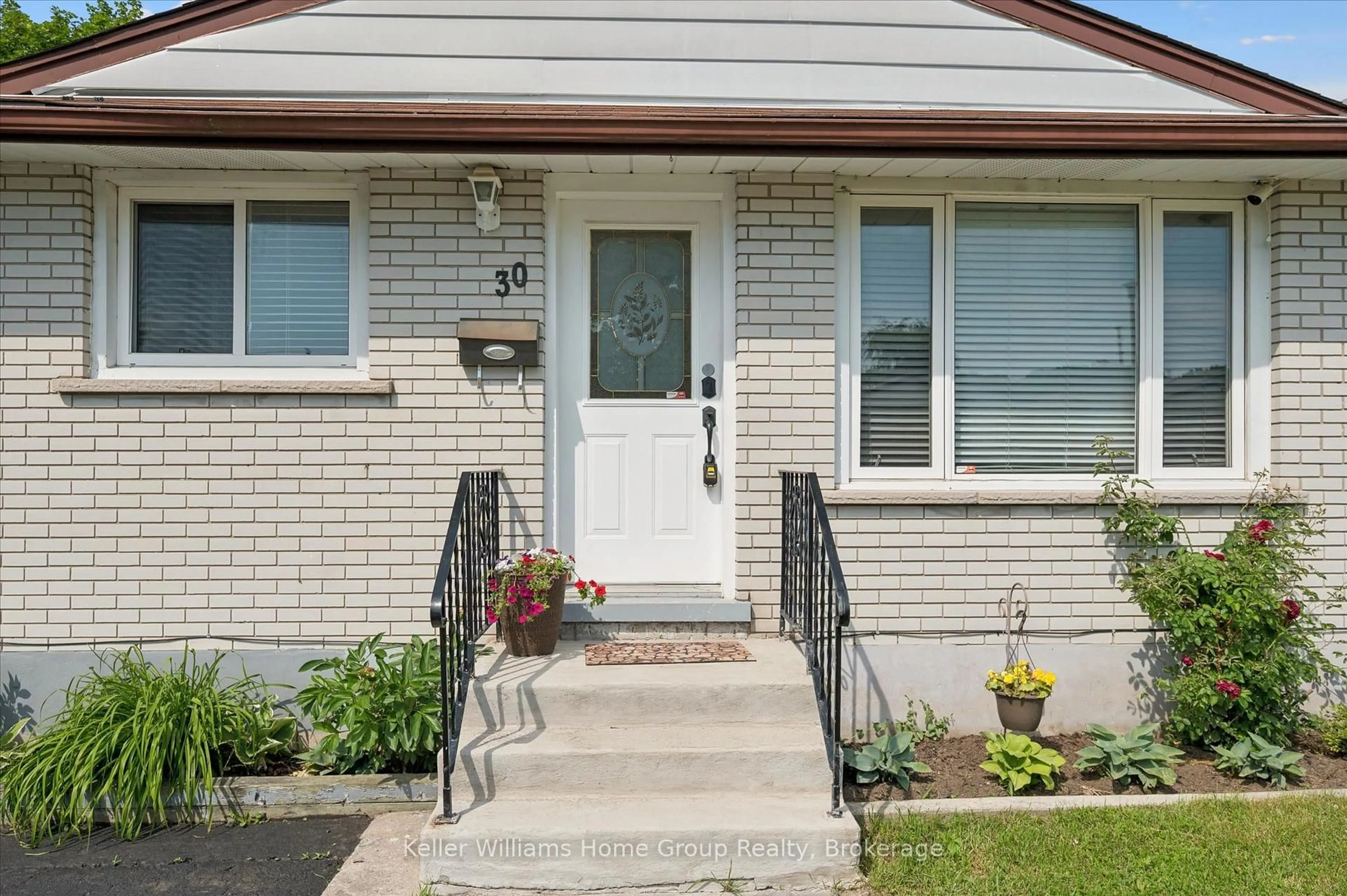 Unknown for 30 Kimberly Rd, Cambridge Ontario N1R 5E9