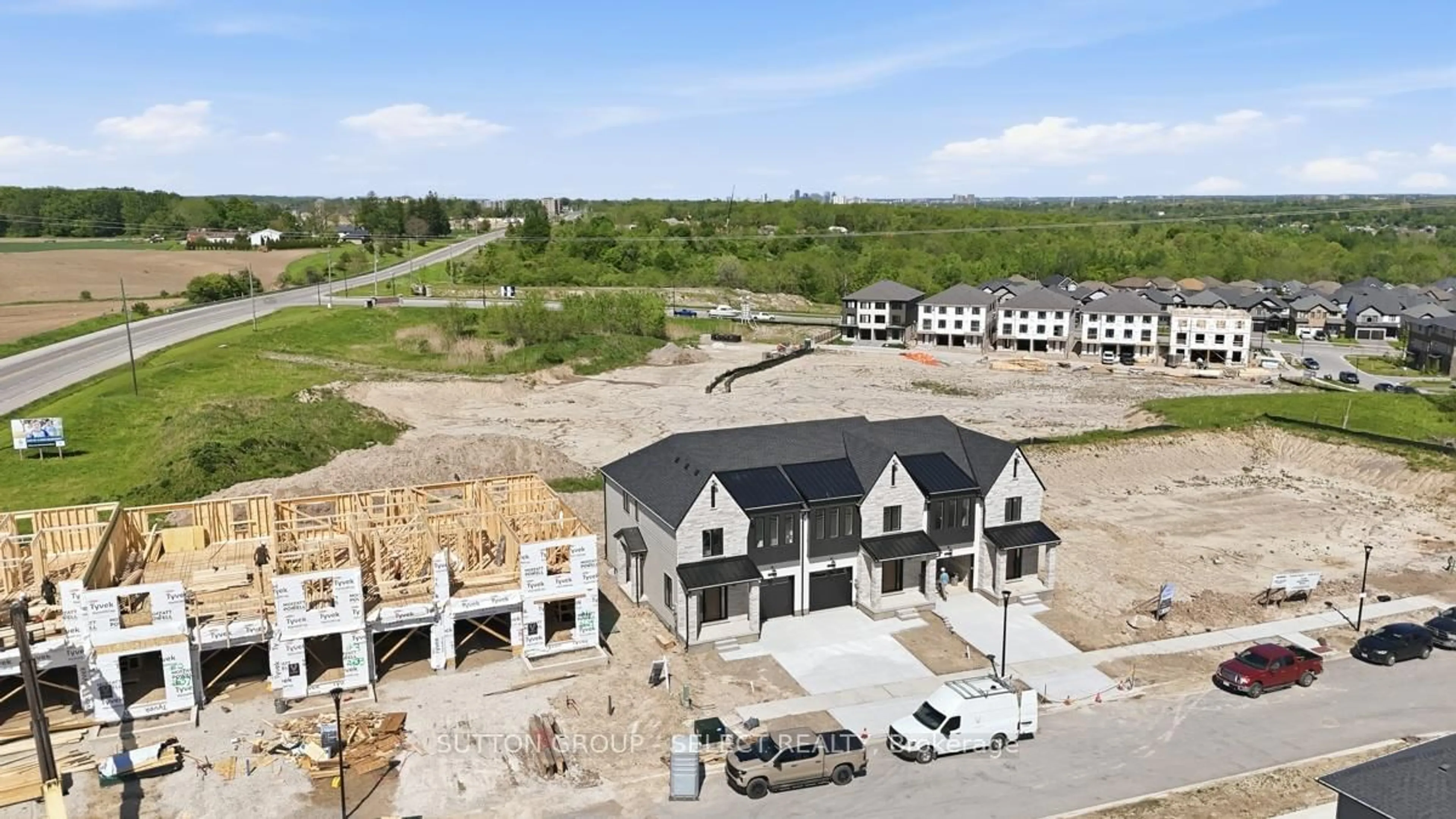 A pic from outside/outdoor area/front of a property/back of a property/a pic from drone, building for 2629 Barn Swallow Pl, London South Ontario N6M 0J5