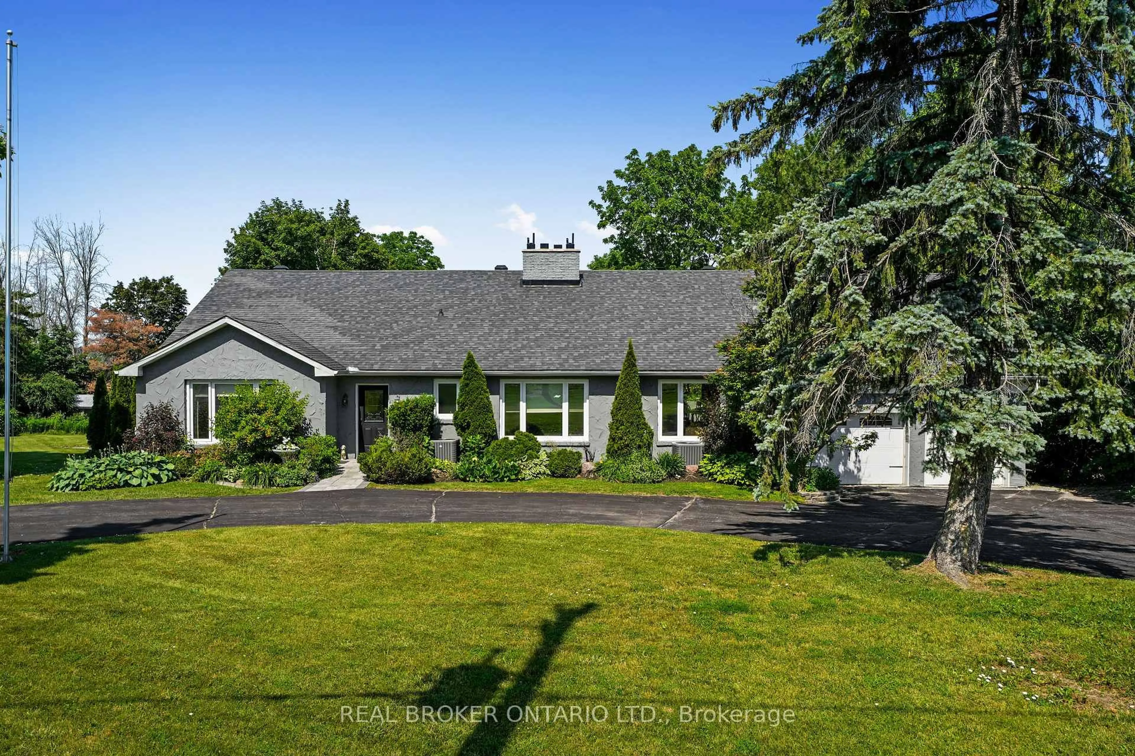 Unknown for 1018 Ward St, Selwyn Ontario K0L 1H0
