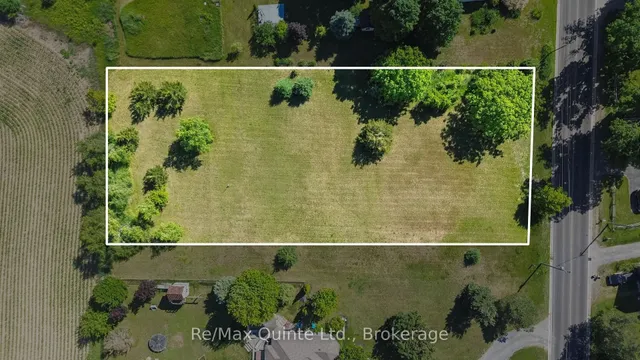 1411 County Road 12, Prince Edward County 4