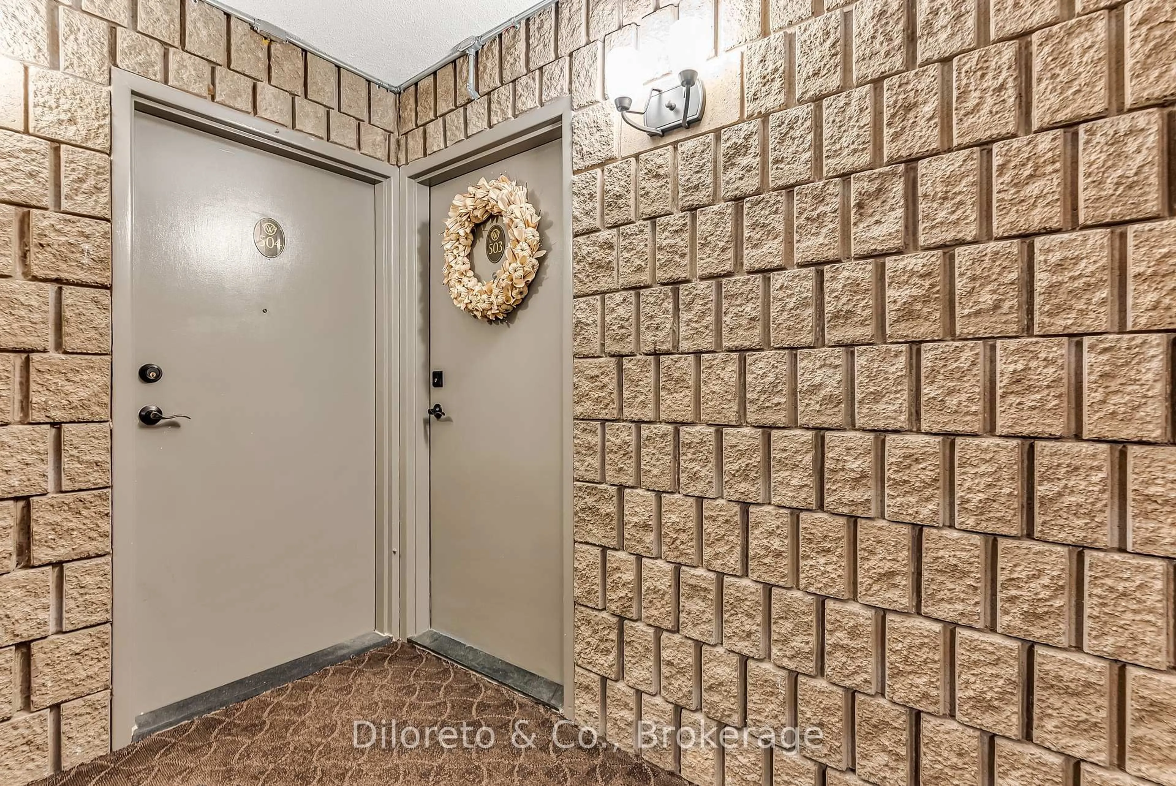 Indoor entryway for 55 Yarmouth St #503, Guelph Ontario N1H 7R4