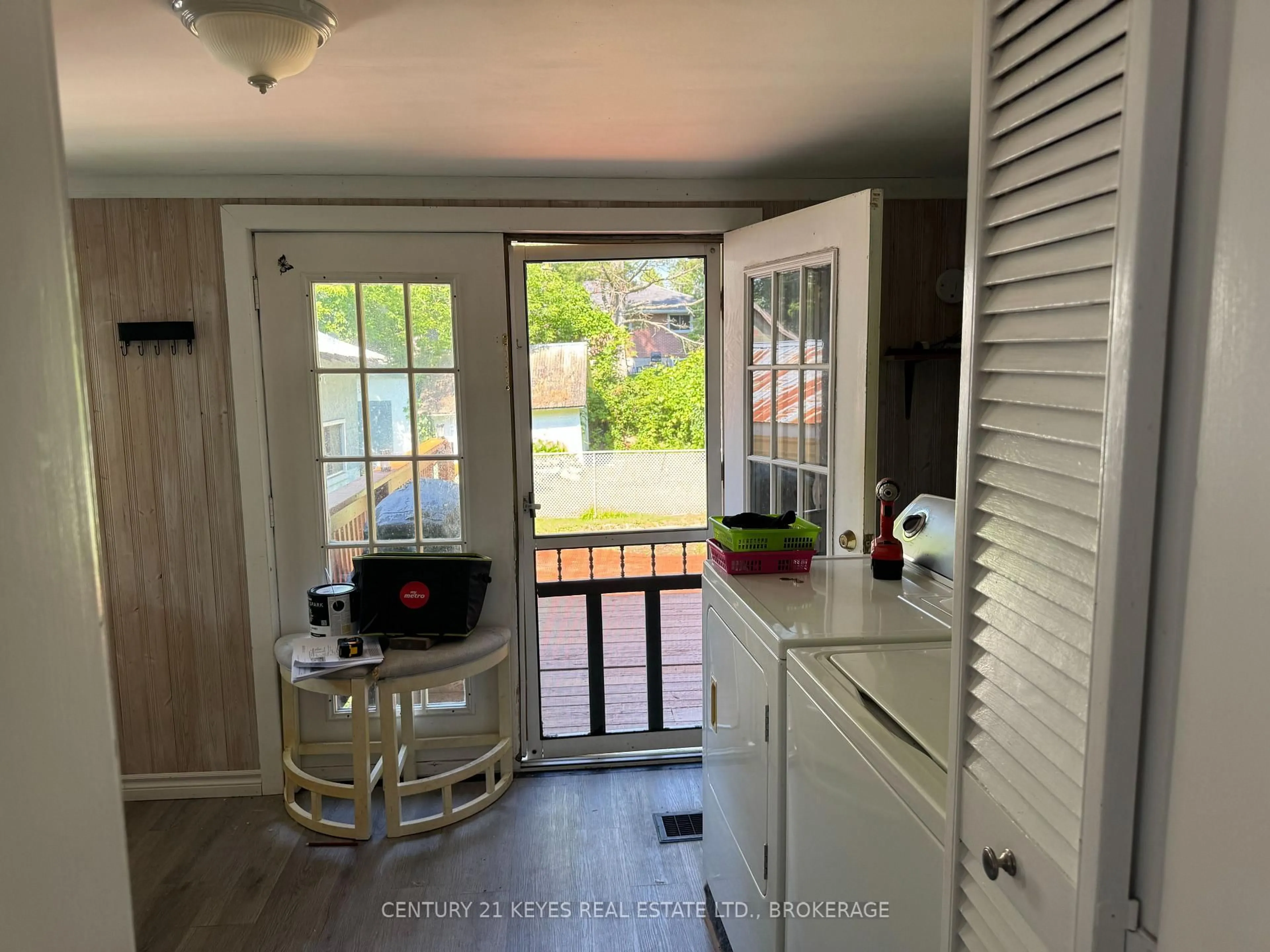 Unknown for 110 Elm St, Gananoque Ontario K7G 2S9