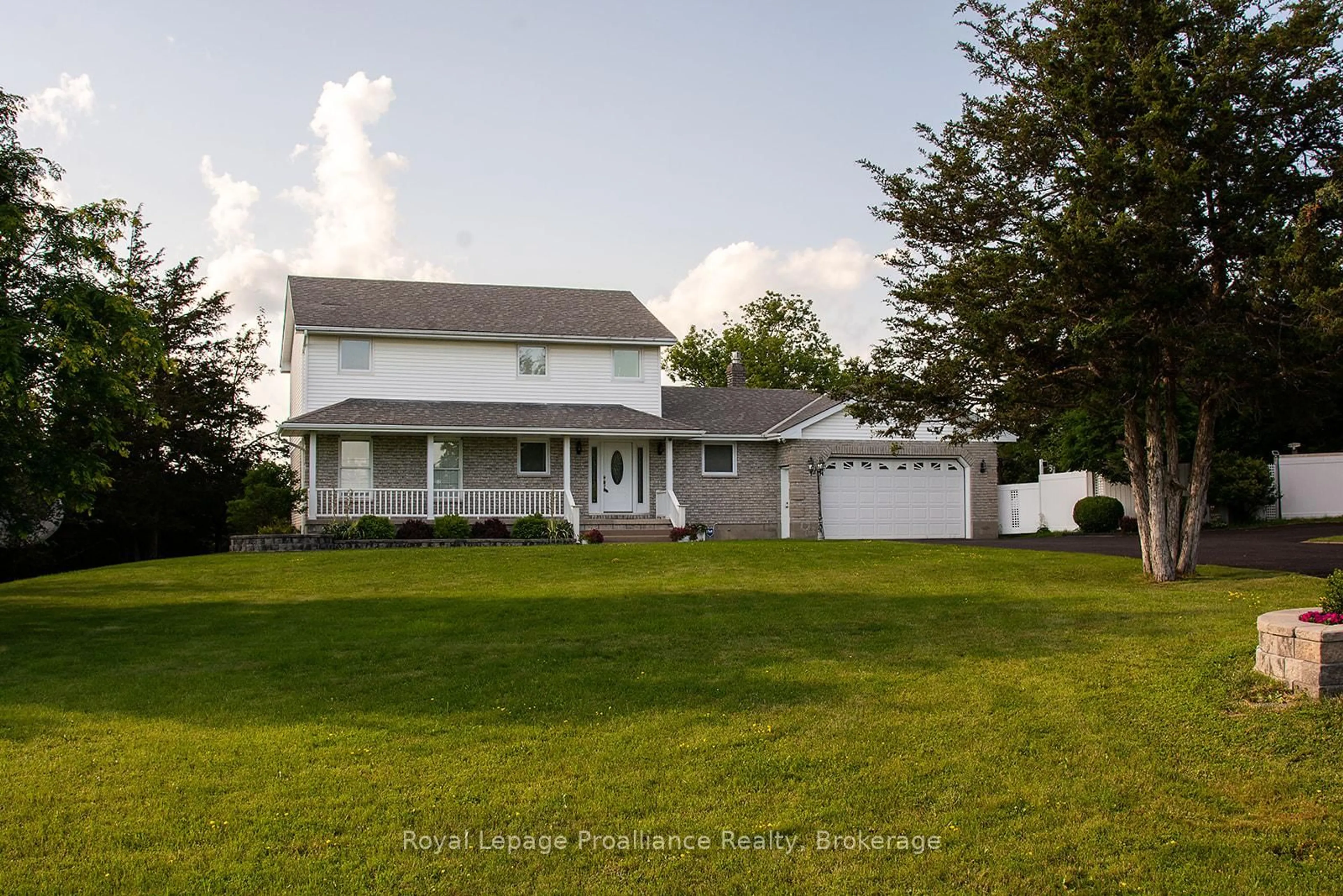 A pic from outside/outdoor area/front of a property/back of a property/a pic from drone, street for 61 Sills Rd, Belleville Ontario K0K 2V0