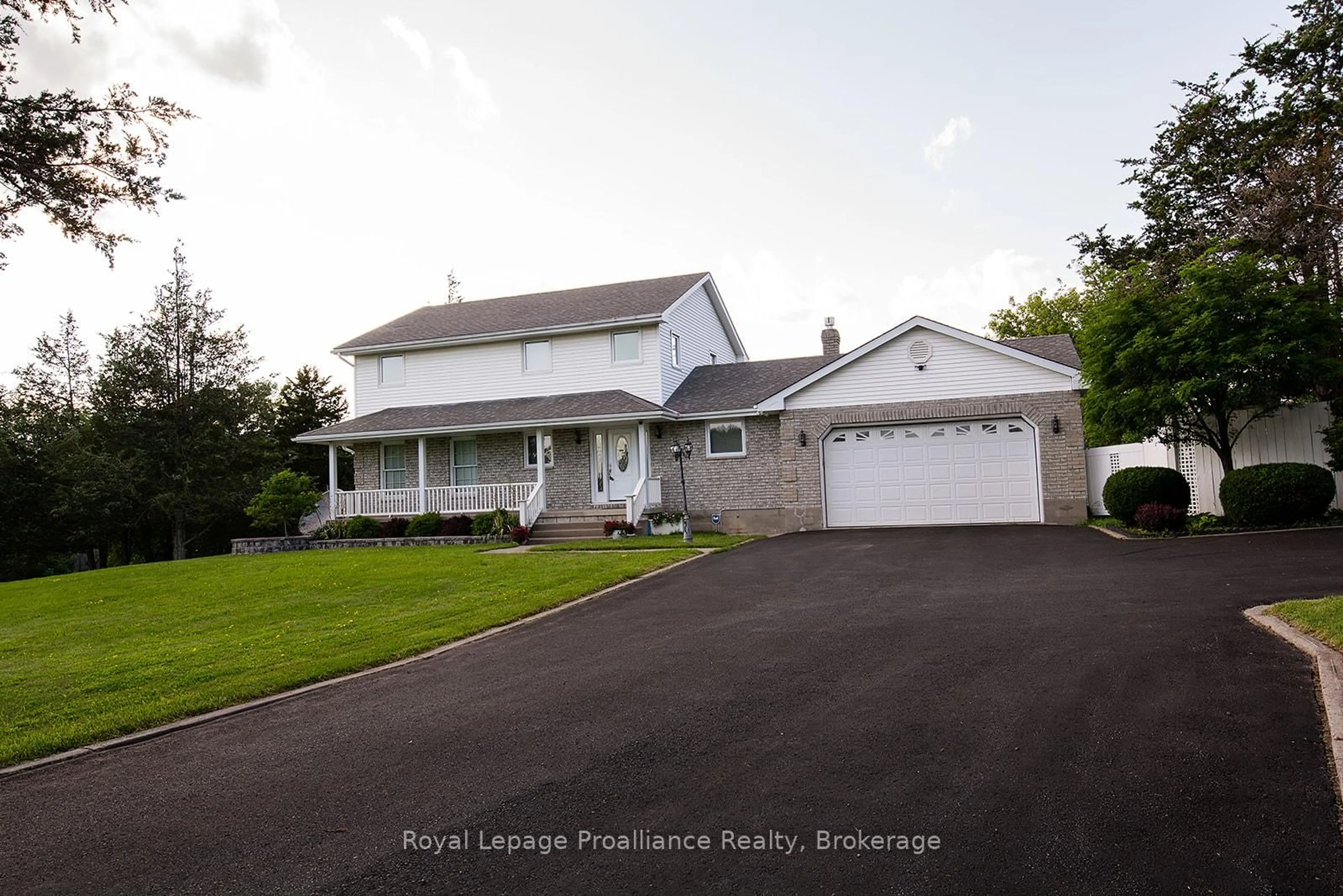 A pic from outside/outdoor area/front of a property/back of a property/a pic from drone, street for 61 Sills Rd, Belleville Ontario K0K 2V0