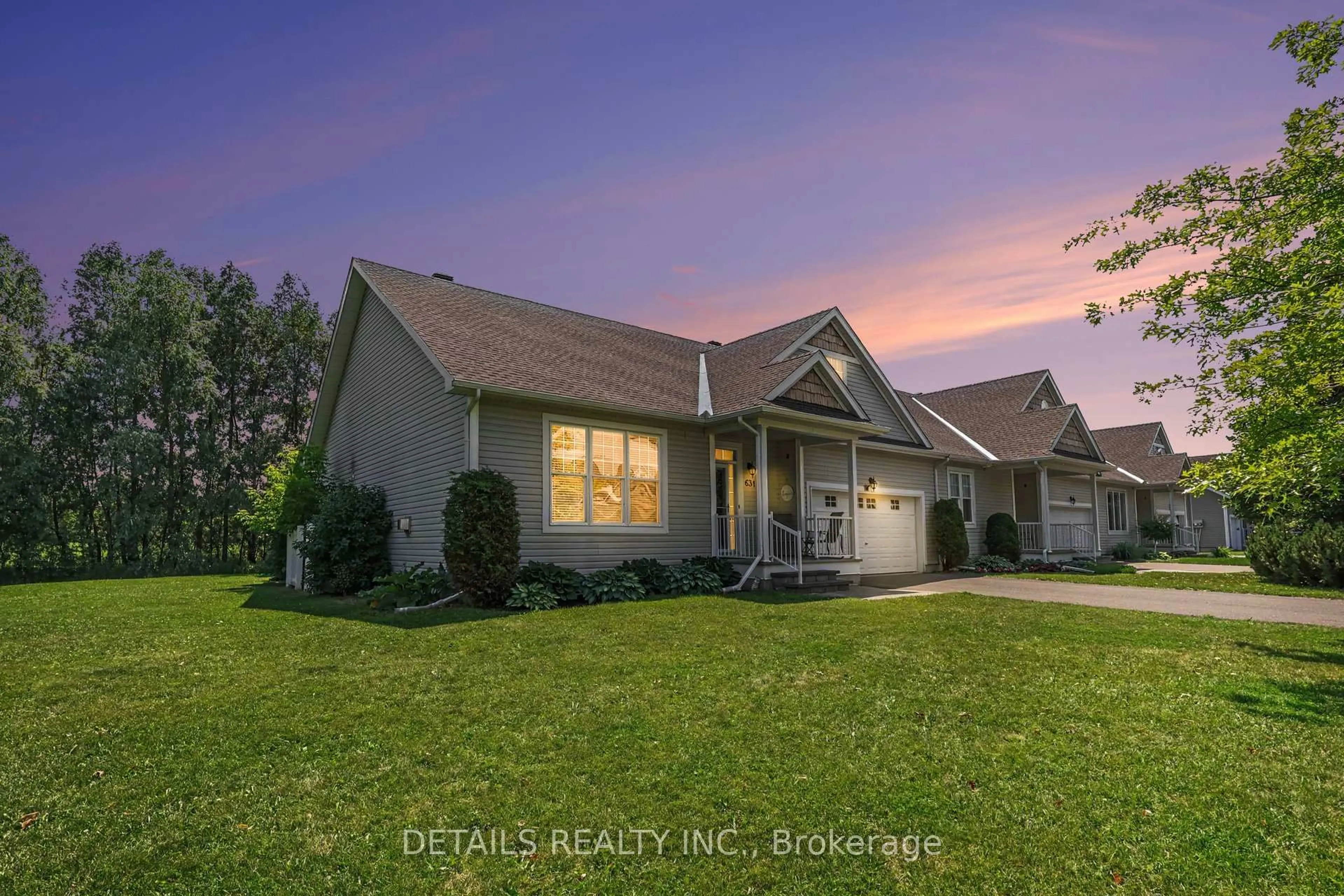 A pic from outside/outdoor area/front of a property/back of a property/a pic from drone, water/lake/river/ocean view for 631 Country Tr, Carlsbad Springs Ontario K0A 1K0