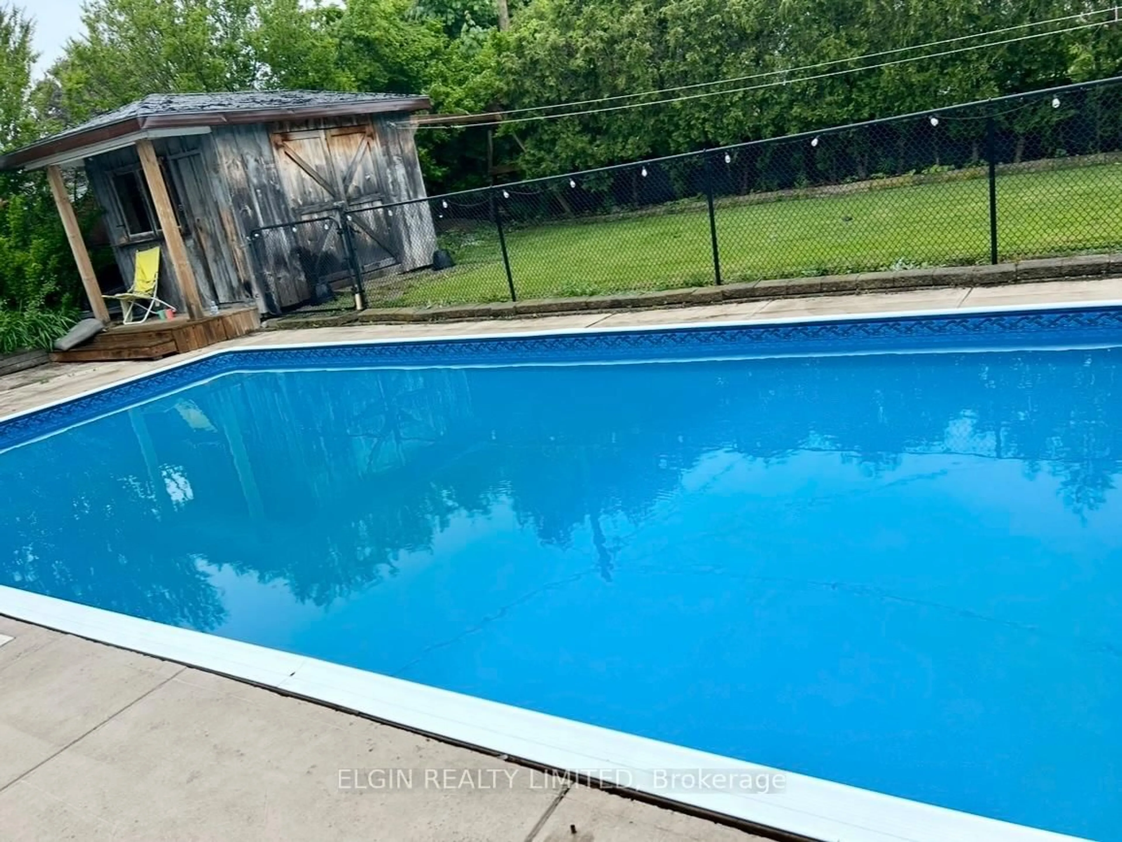 Pool for 66 Aldborough Ave, St. Thomas Ontario N5R 5H2