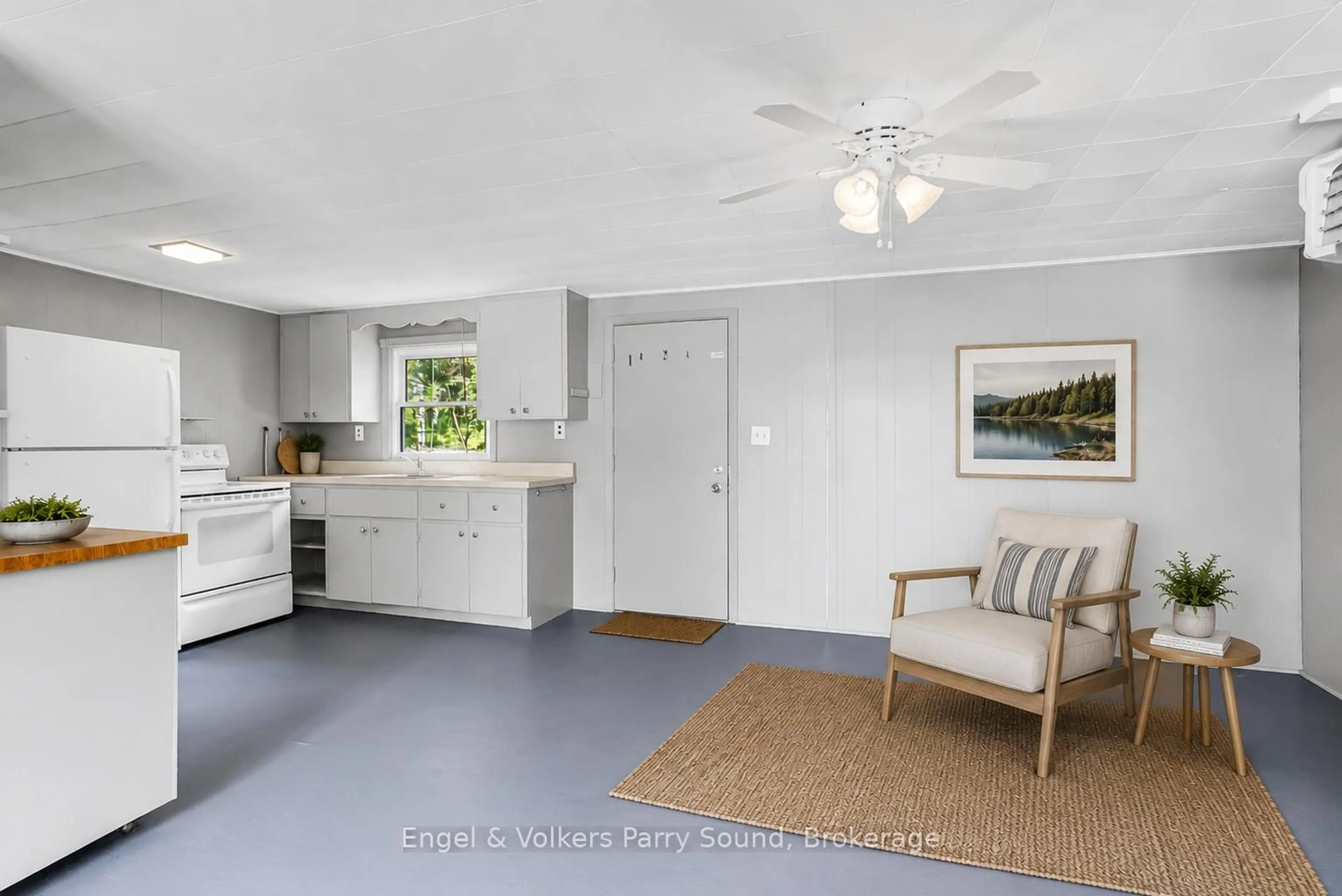 Open concept kitchen, unknown for 287 Pine Rd, Magnetawan Ontario P0A 1P0