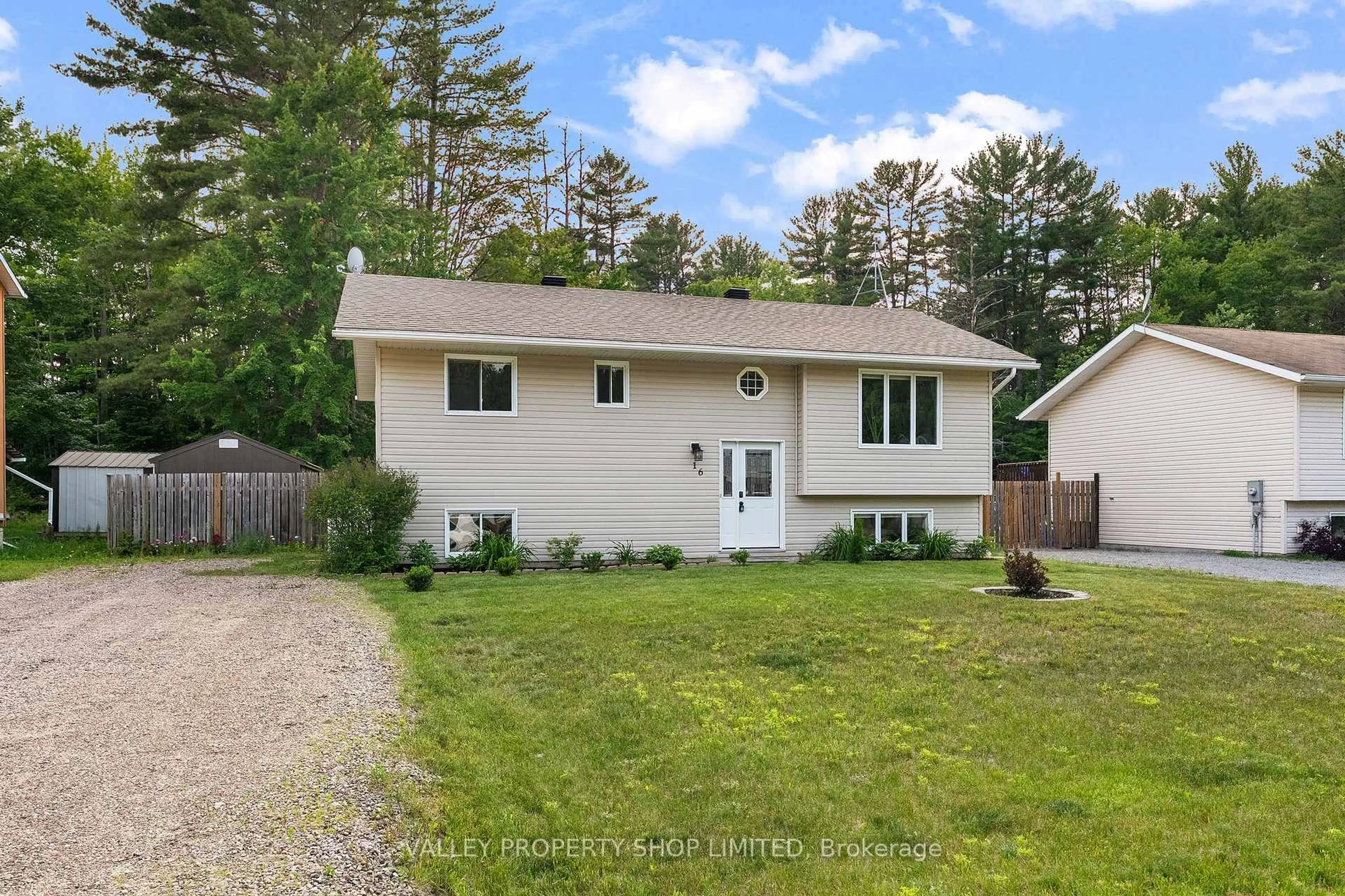 A pic from outside/outdoor area/front of a property/back of a property/a pic from drone, street for 16 Bob Seguin Dr, Chalk River Ontario K0J 1J0