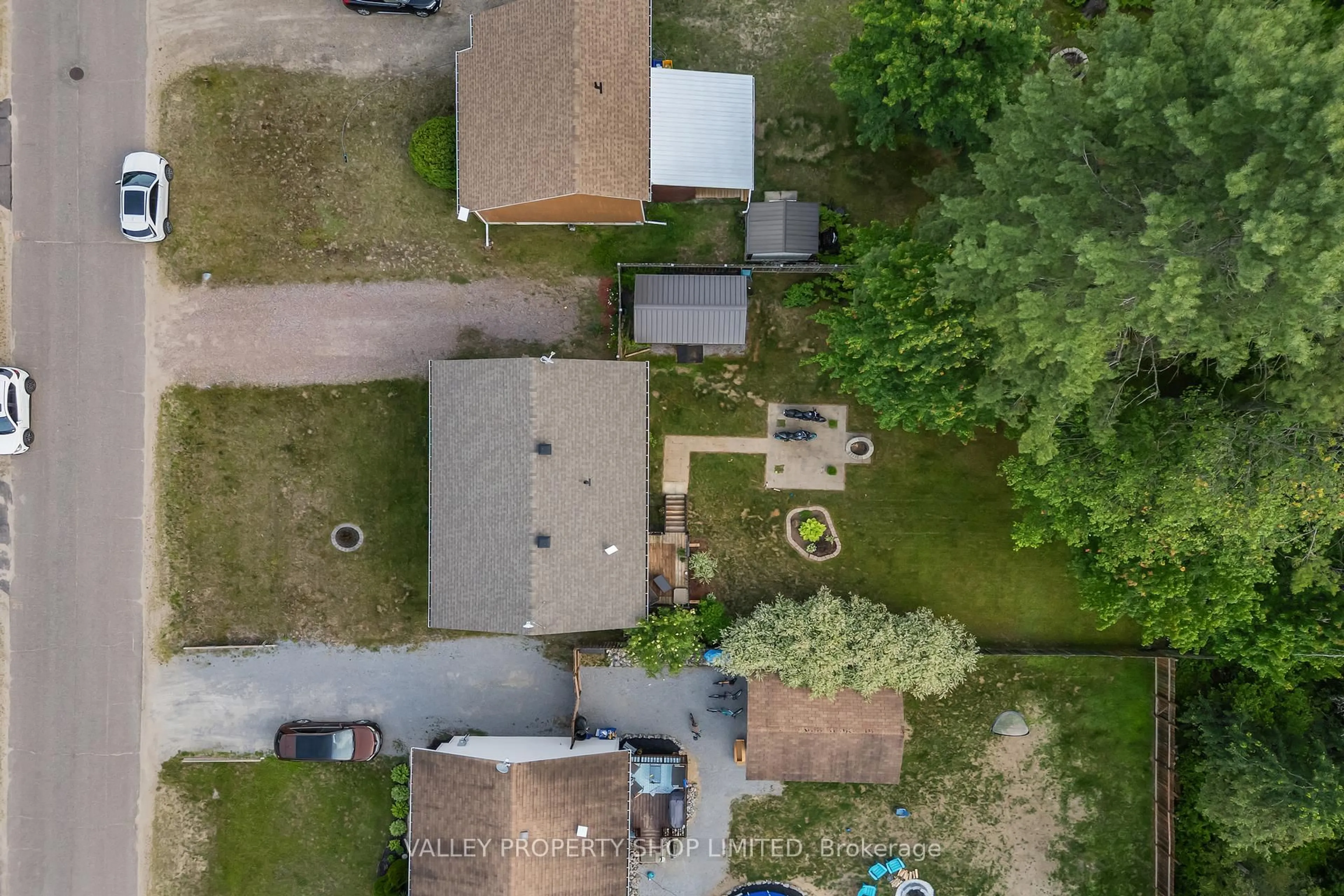 A pic from outside/outdoor area/front of a property/back of a property/a pic from drone, street for 16 Bob Seguin Dr, Chalk River Ontario K0J 1J0