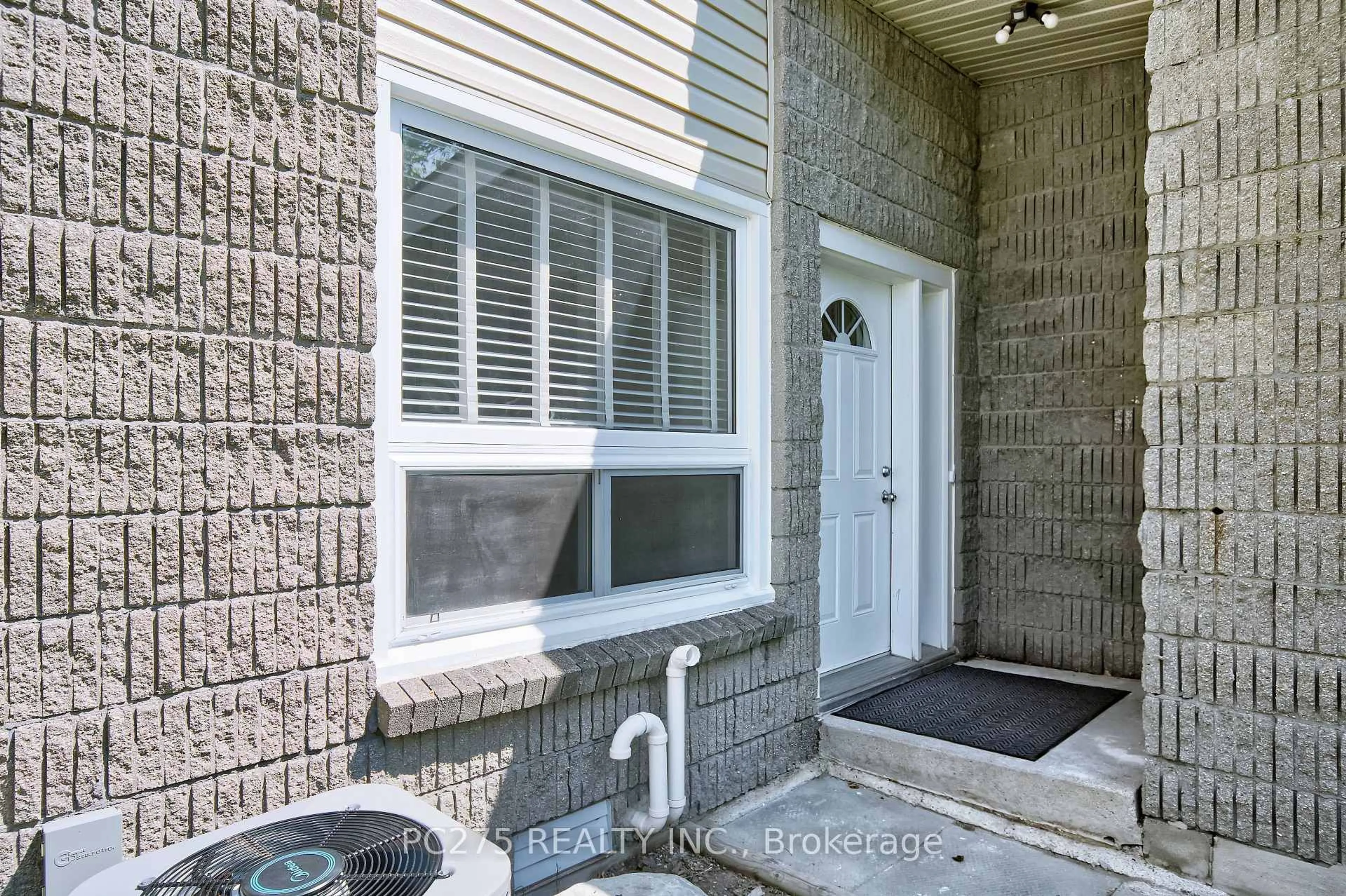Unknown for 1460 Limberlost Rd #5, London North Ontario N6G 2C6