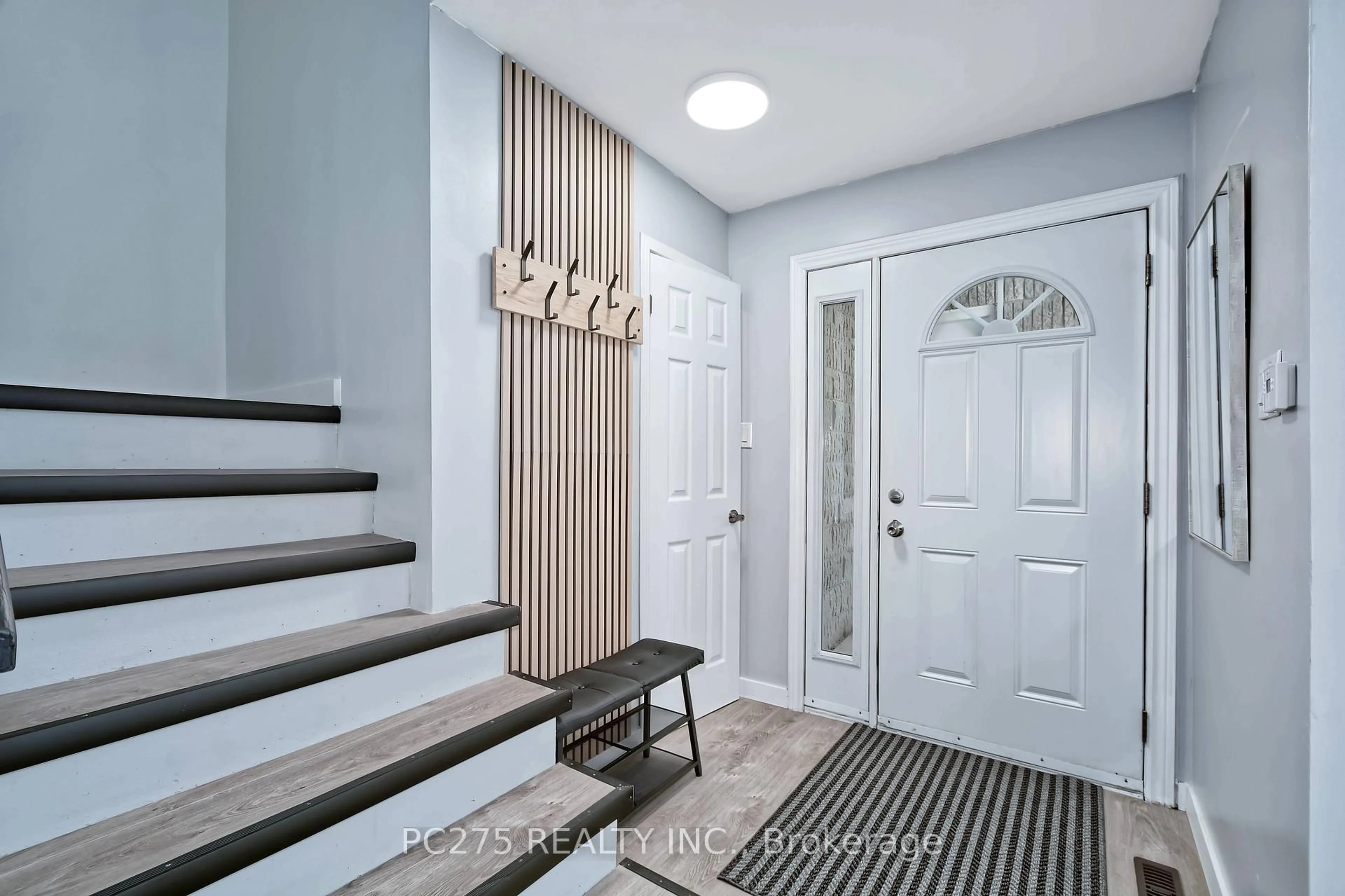 Indoor entryway for 1460 Limberlost Rd #5, London North Ontario N6G 2C6