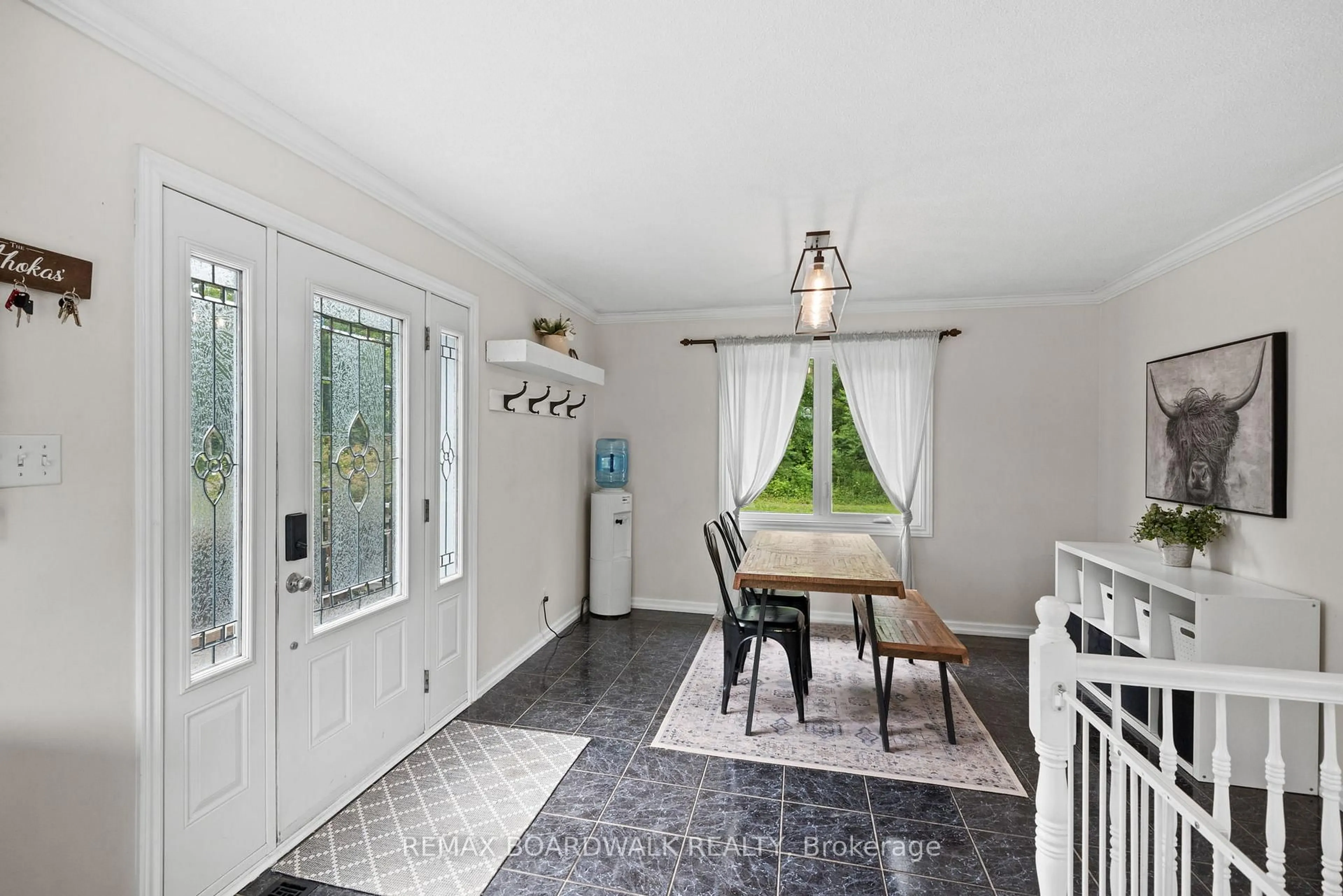 Dining room, ceramic/tile floor for 1823 Du Lac Chse, Clarence-Rockland Ontario K0A 3N0