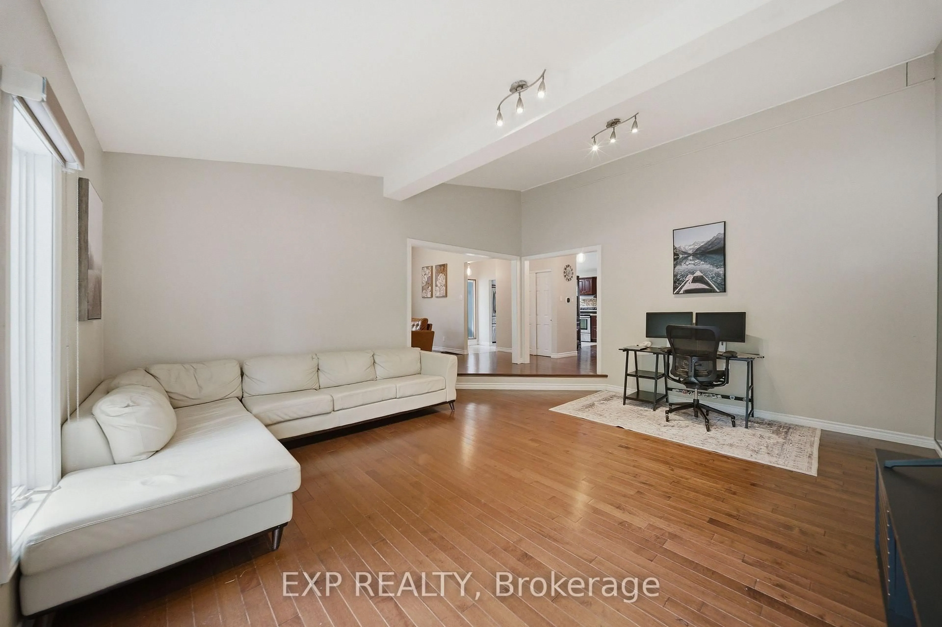 Living room with furniture, unknown for 136 Resthaven Ave, Ottawa Ontario K0A 3M0