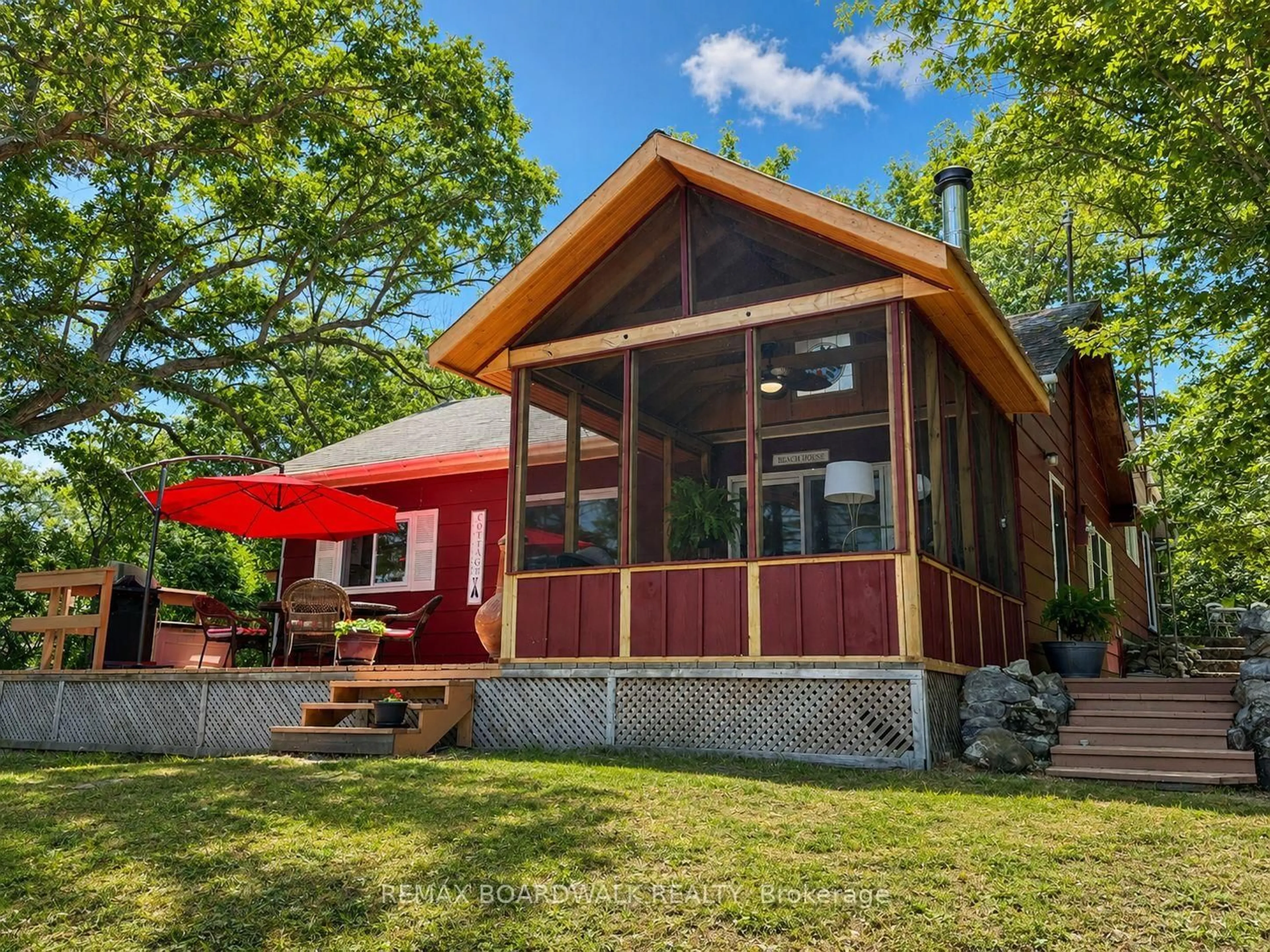 Home with vinyl exterior material, unknown for 39B Cedar Sands Rd, Rideau Lakes Ontario K0E 1G0