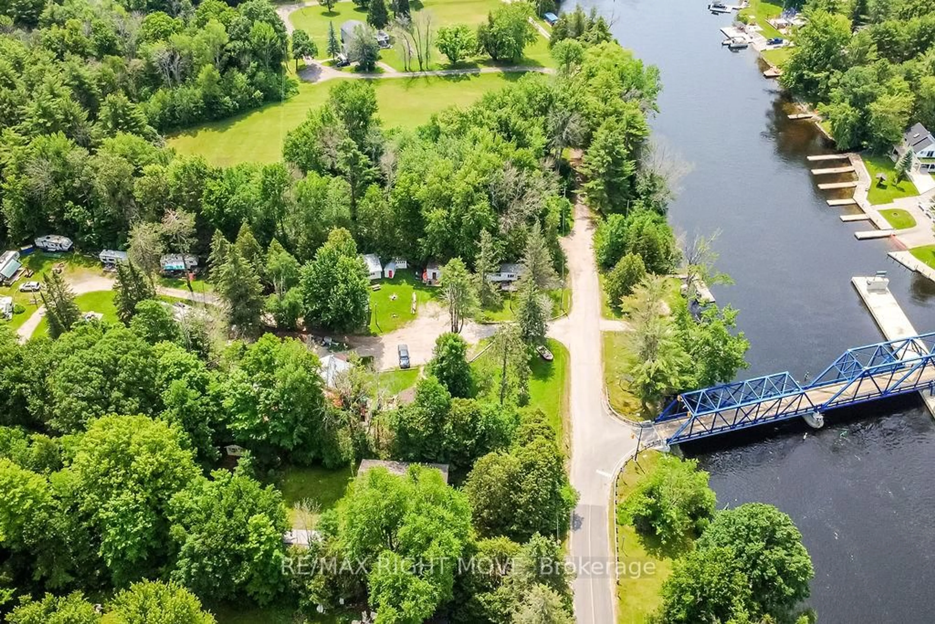 A pic from outside/outdoor area/front of a property/back of a property/a pic from drone, water/lake/river/ocean view for 1627 CANNING Rd, Gravenhurst Ontario P0E 1N0