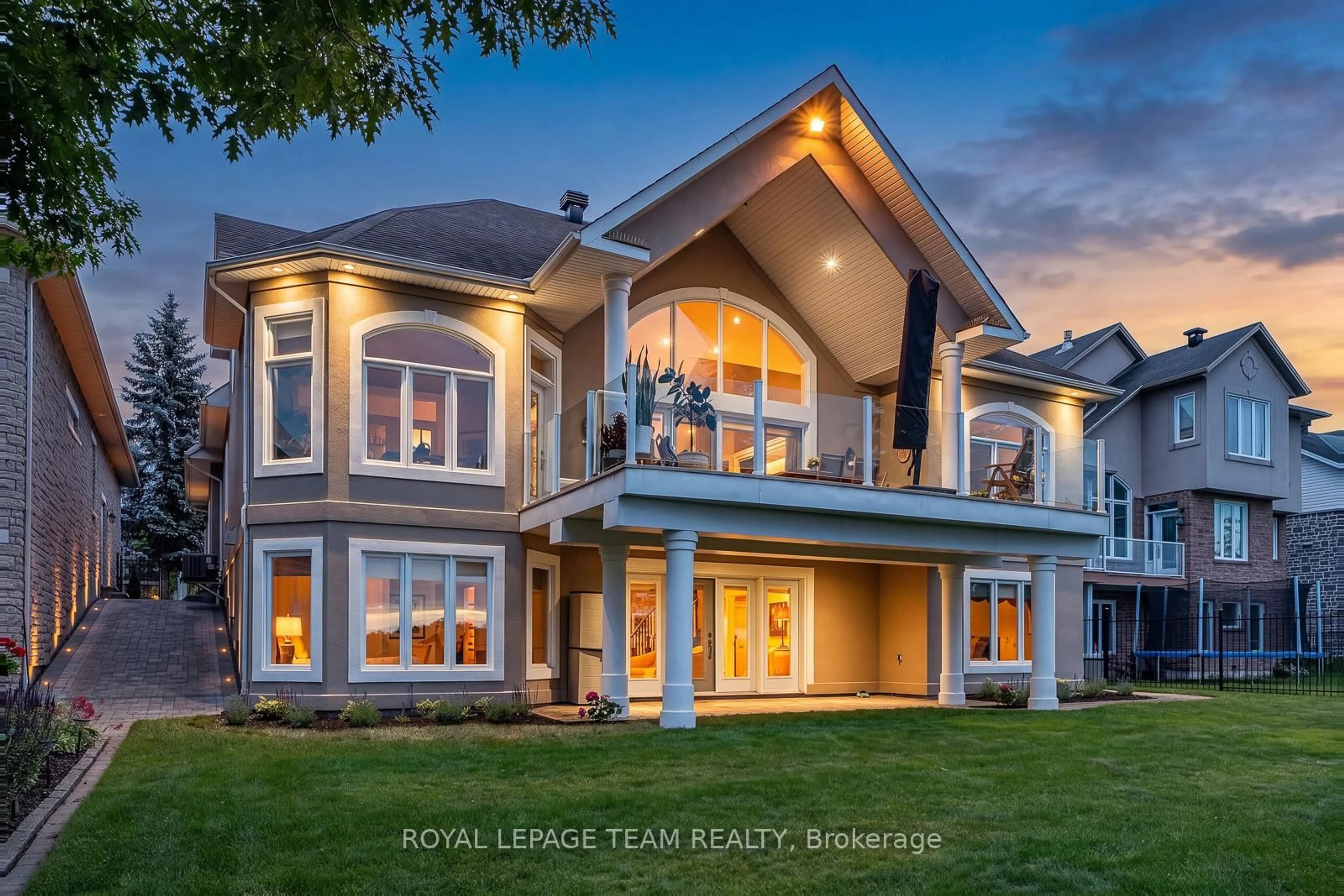 Home with vinyl exterior material, water/lake/river/ocean view for 6361 Radisson Way, Ottawa Ontario K1C 2Z9