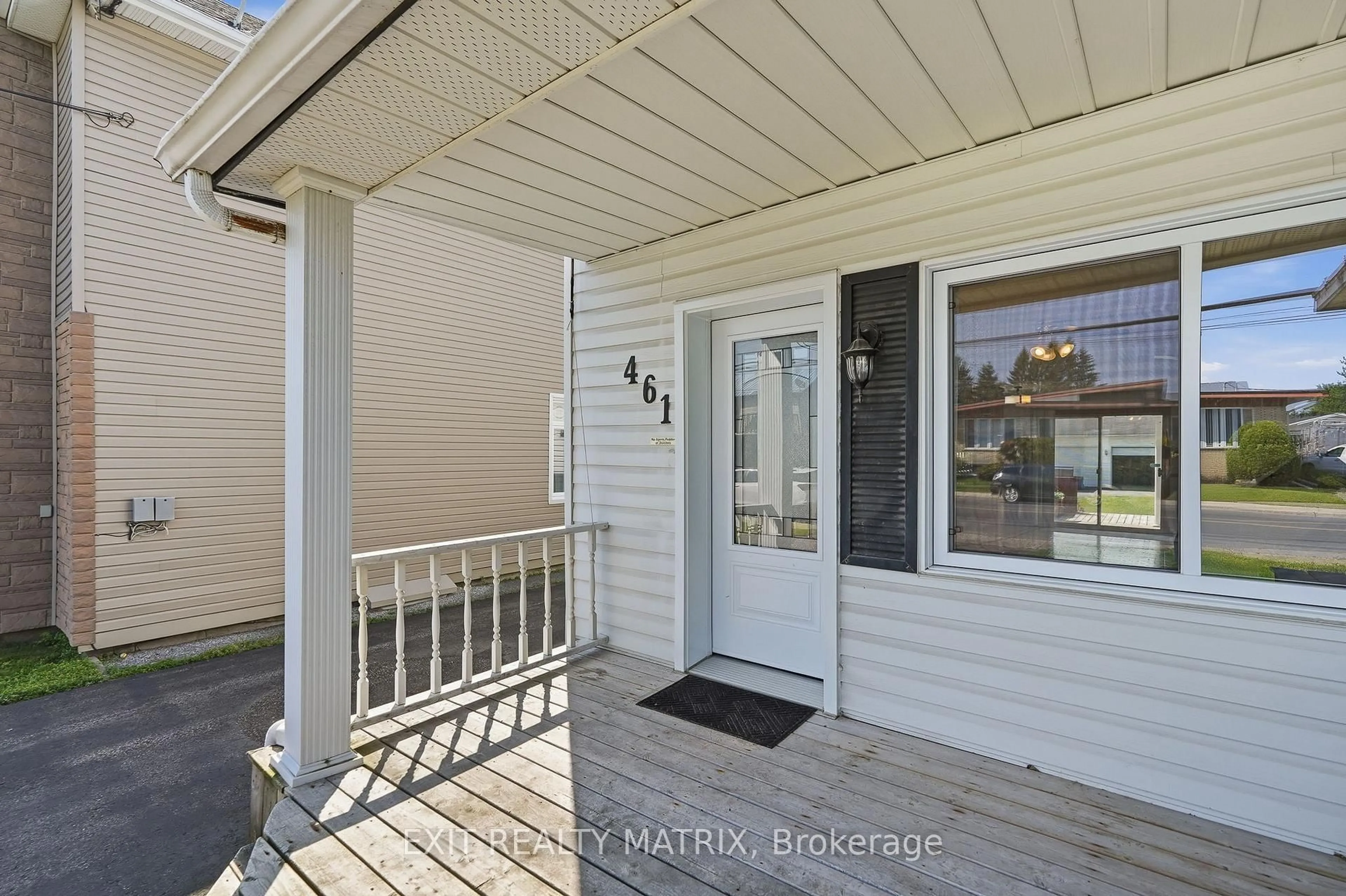 Patio, water/lake/river/ocean view for 461 St Philippe St, Alfred and Plantagenet Ontario K0B 1A0