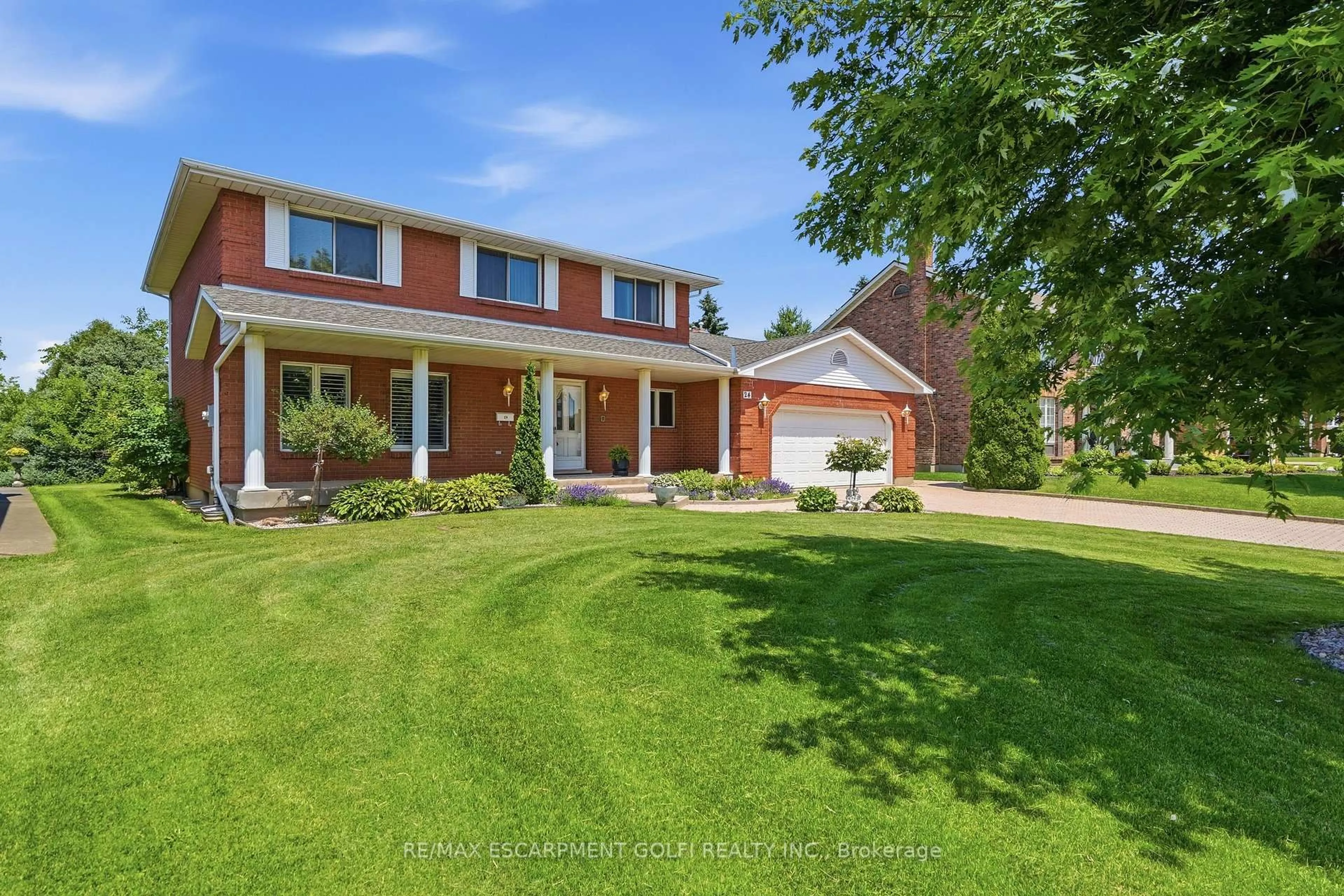 Home with brick exterior material, street for 24 Renfrew Dr, Thorold Ontario L2V 4E7