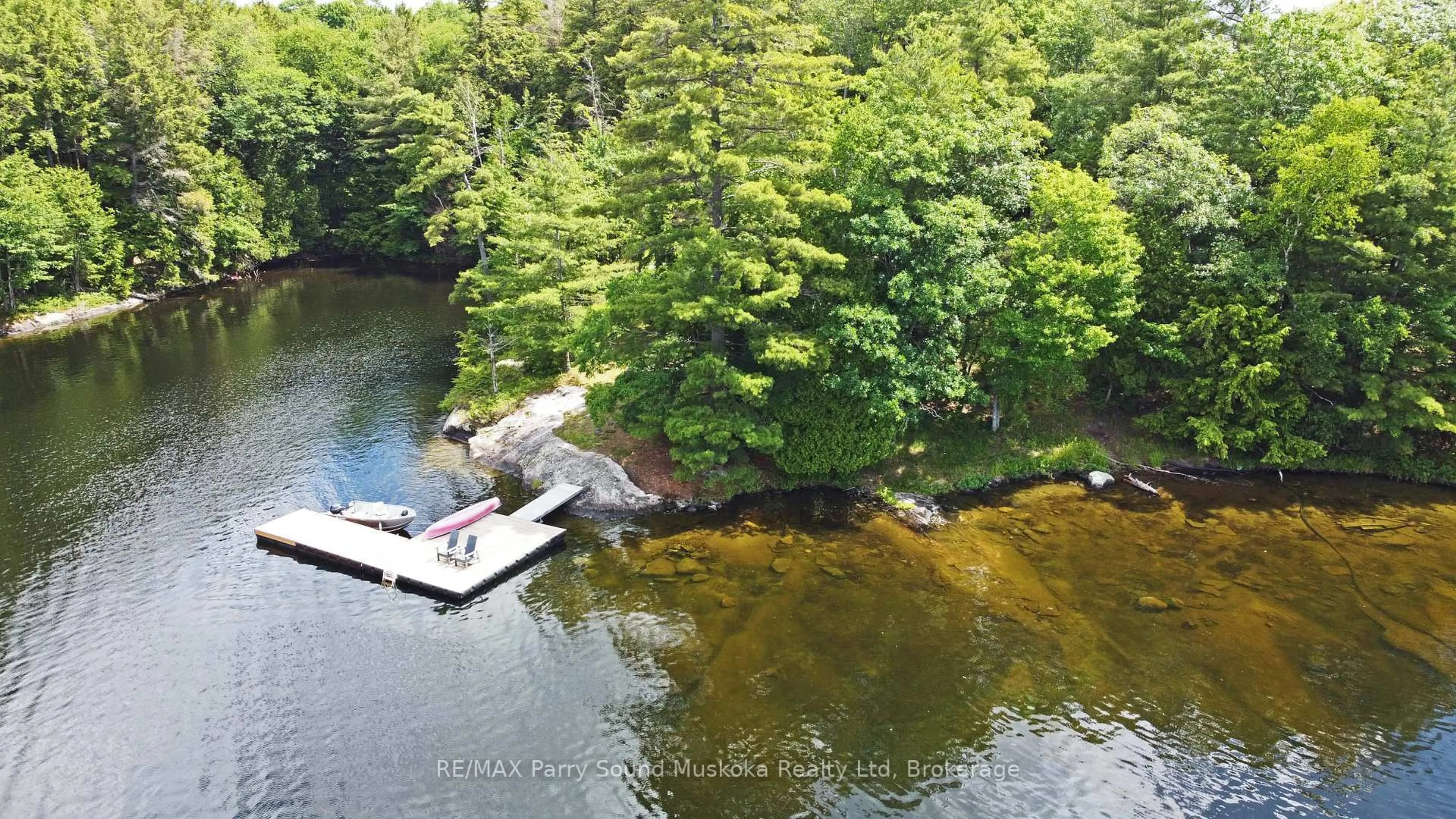 A pic from outside/outdoor area/front of a property/back of a property/a pic from drone, water/lake/river/ocean view for 215 Crane Lake Water, The Archipelago Ontario P2A 0B7