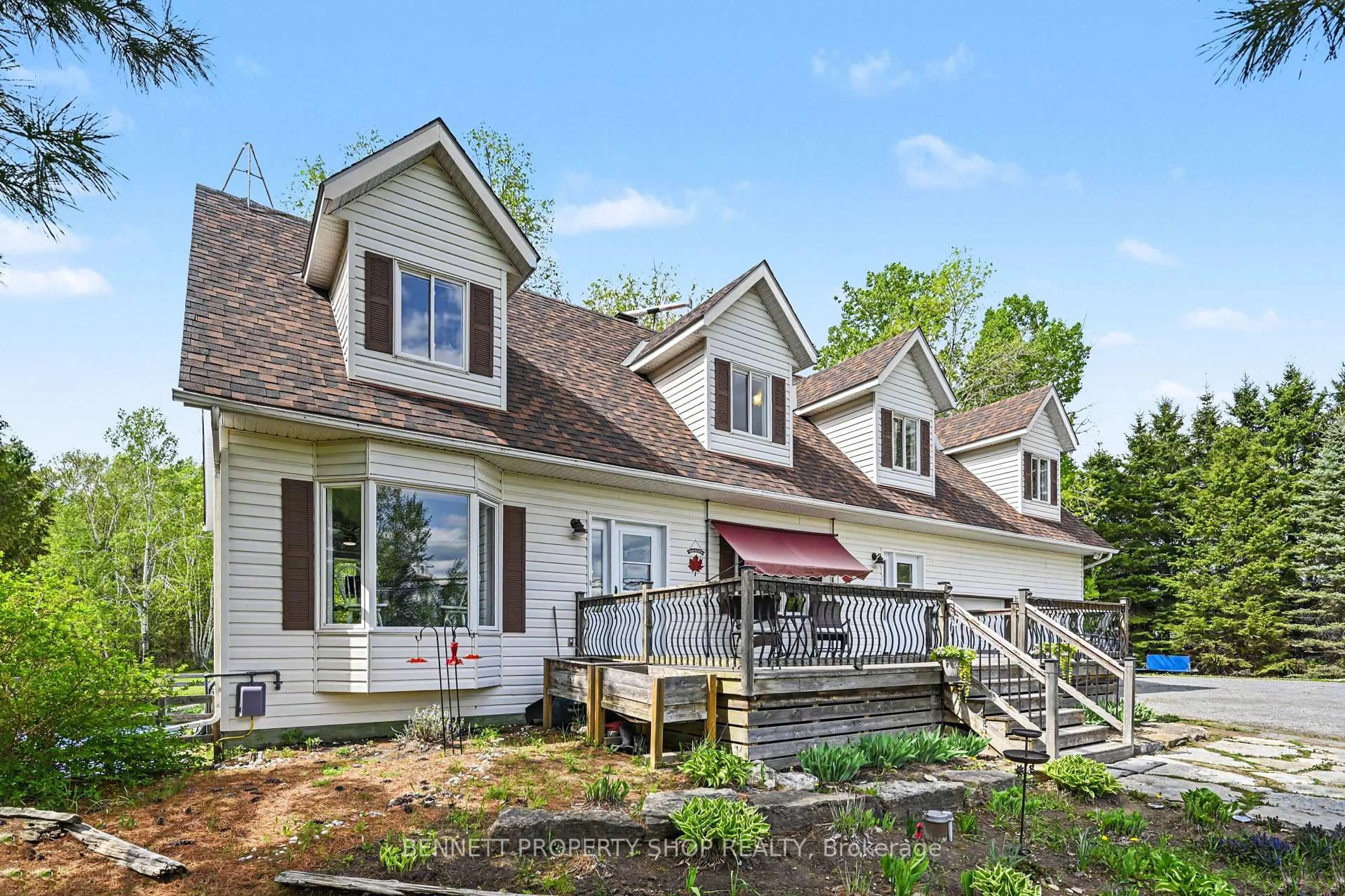Home with vinyl exterior material, unknown for 2290 Wolf Grove Rd, Almonte Ontario K0A 1A0