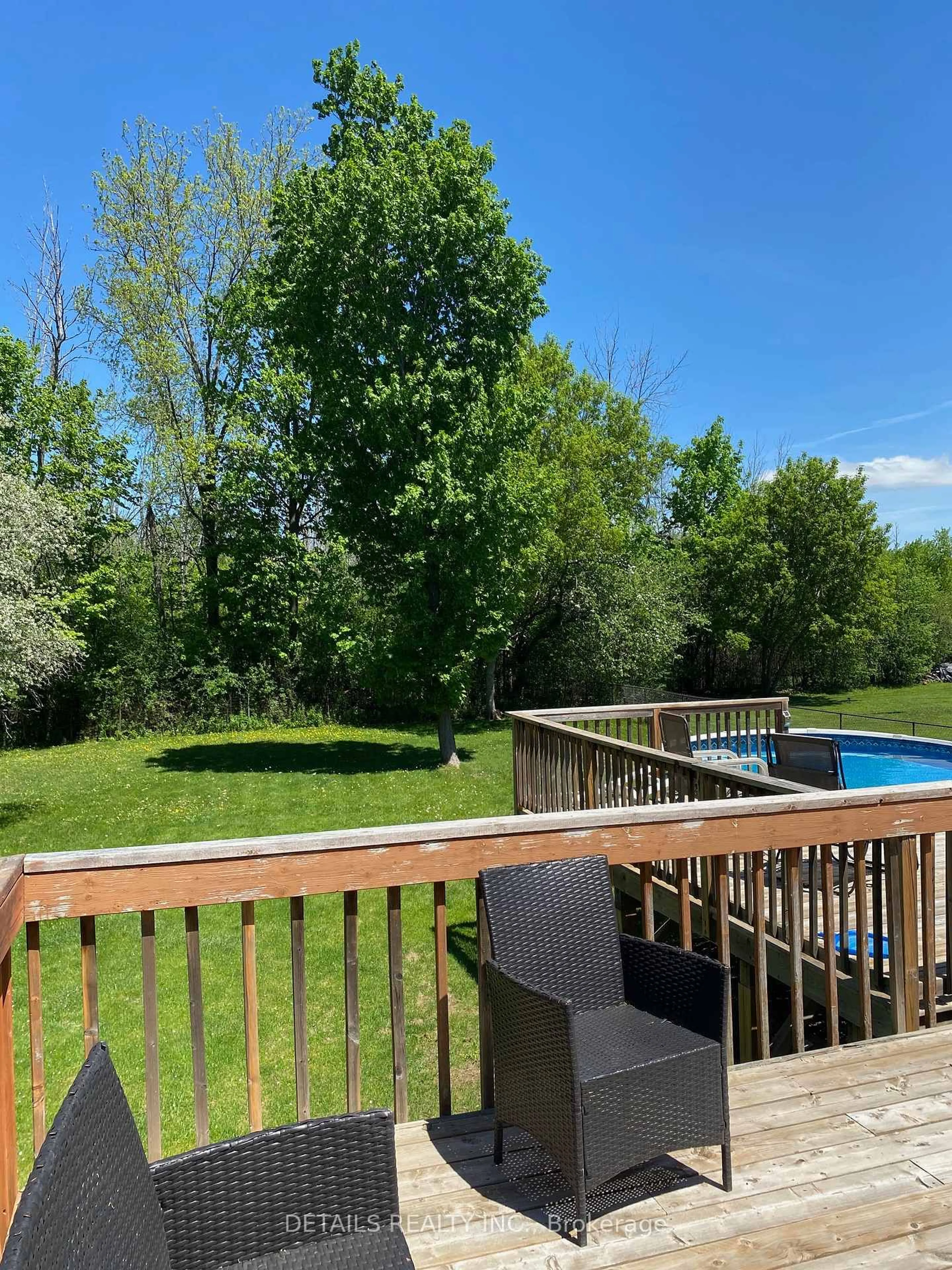A pic from outside/outdoor area/front of a property/back of a property/a pic from drone, water/lake/river/ocean view for 7 Tilly Lane, North Grenville Ontario K0G 1S0