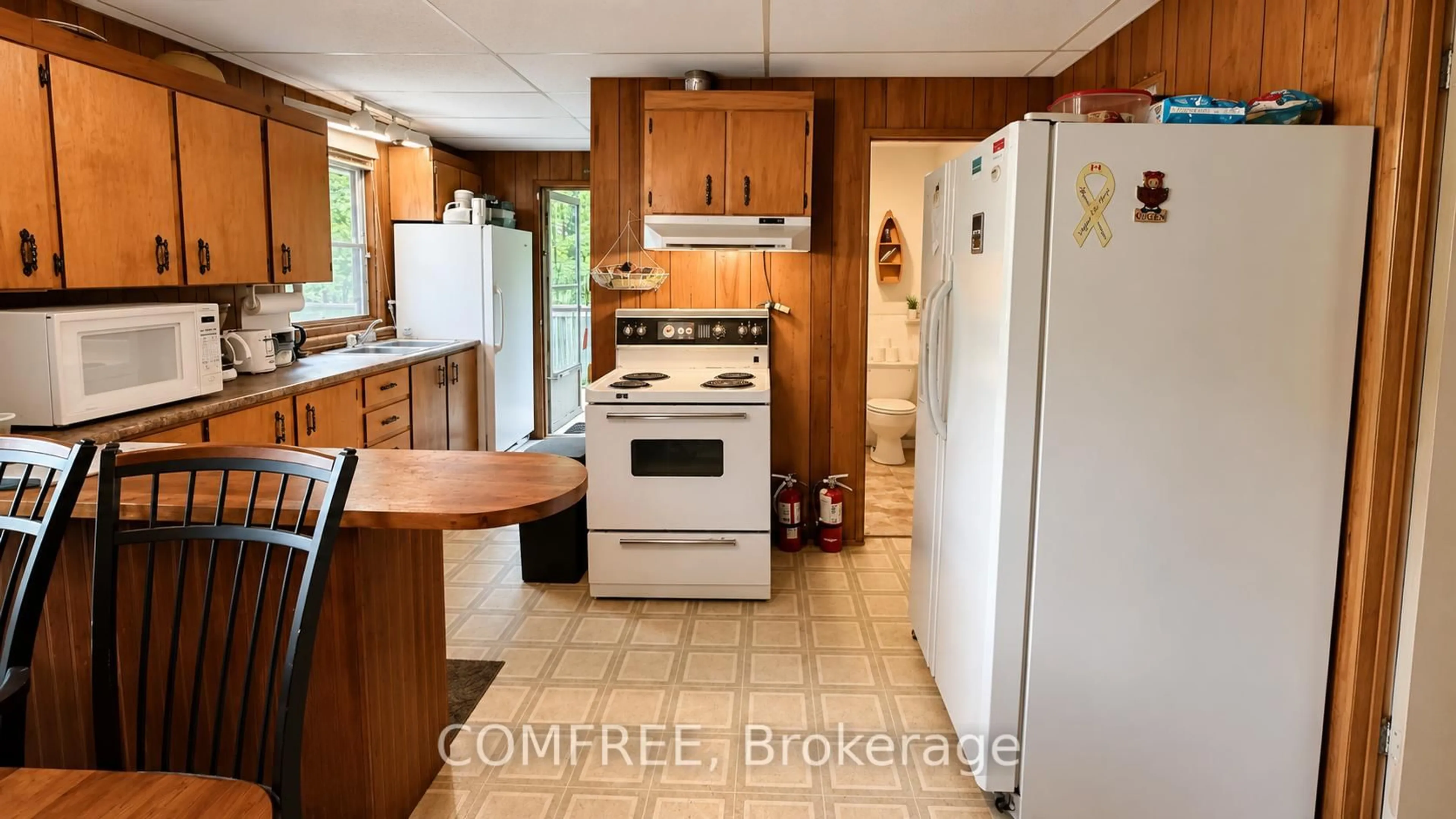 Standard kitchen, unknown for 231 Flewelling Rd, Grey Highlands Ontario N0C 1E0