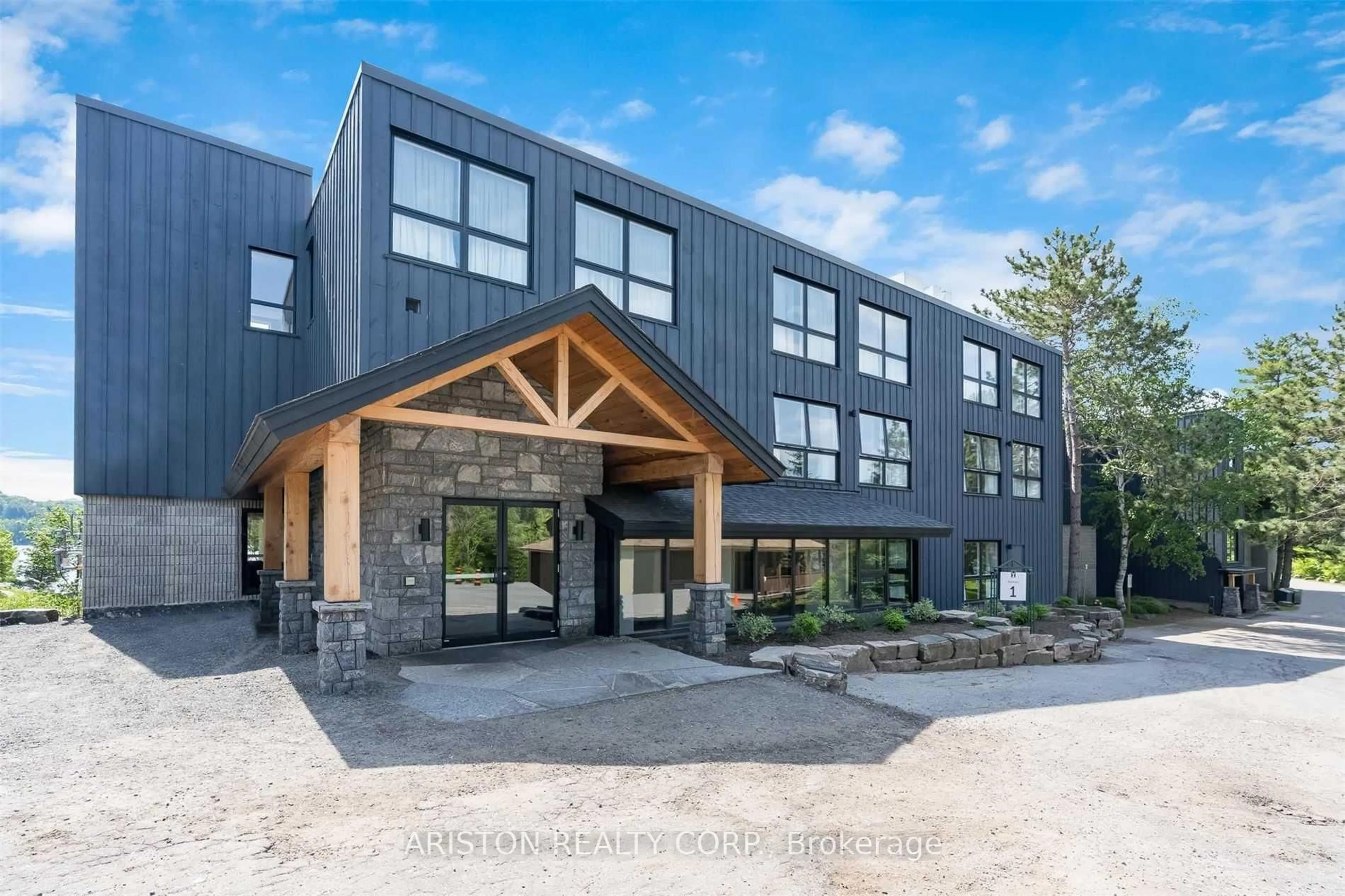 Unknown for 1 Deerhurst Dr #419, Huntsville Ontario P1H 1A9