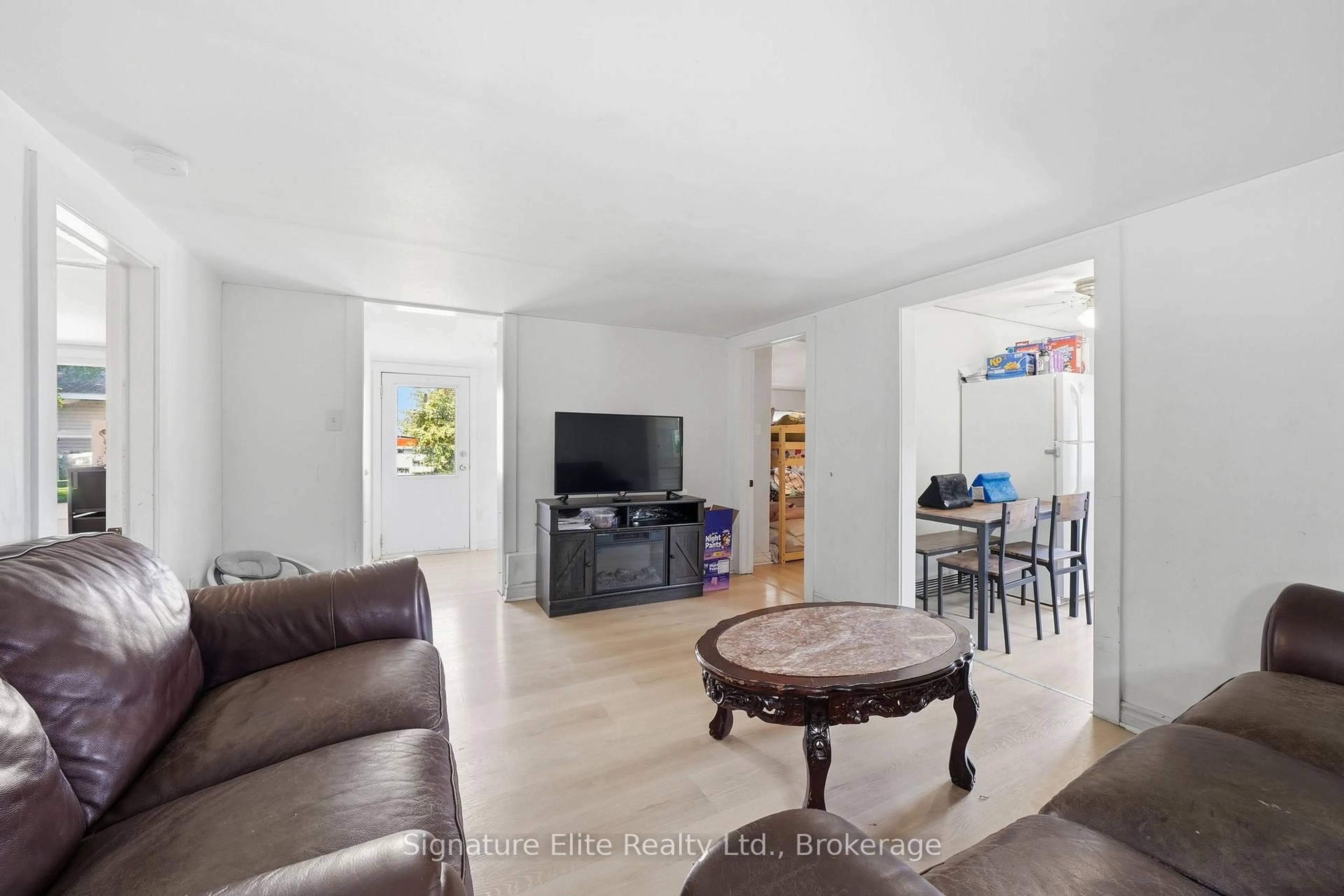 Living room with furniture, unknown for 56 Alberta St, Quinte West Ontario K8V 4E9