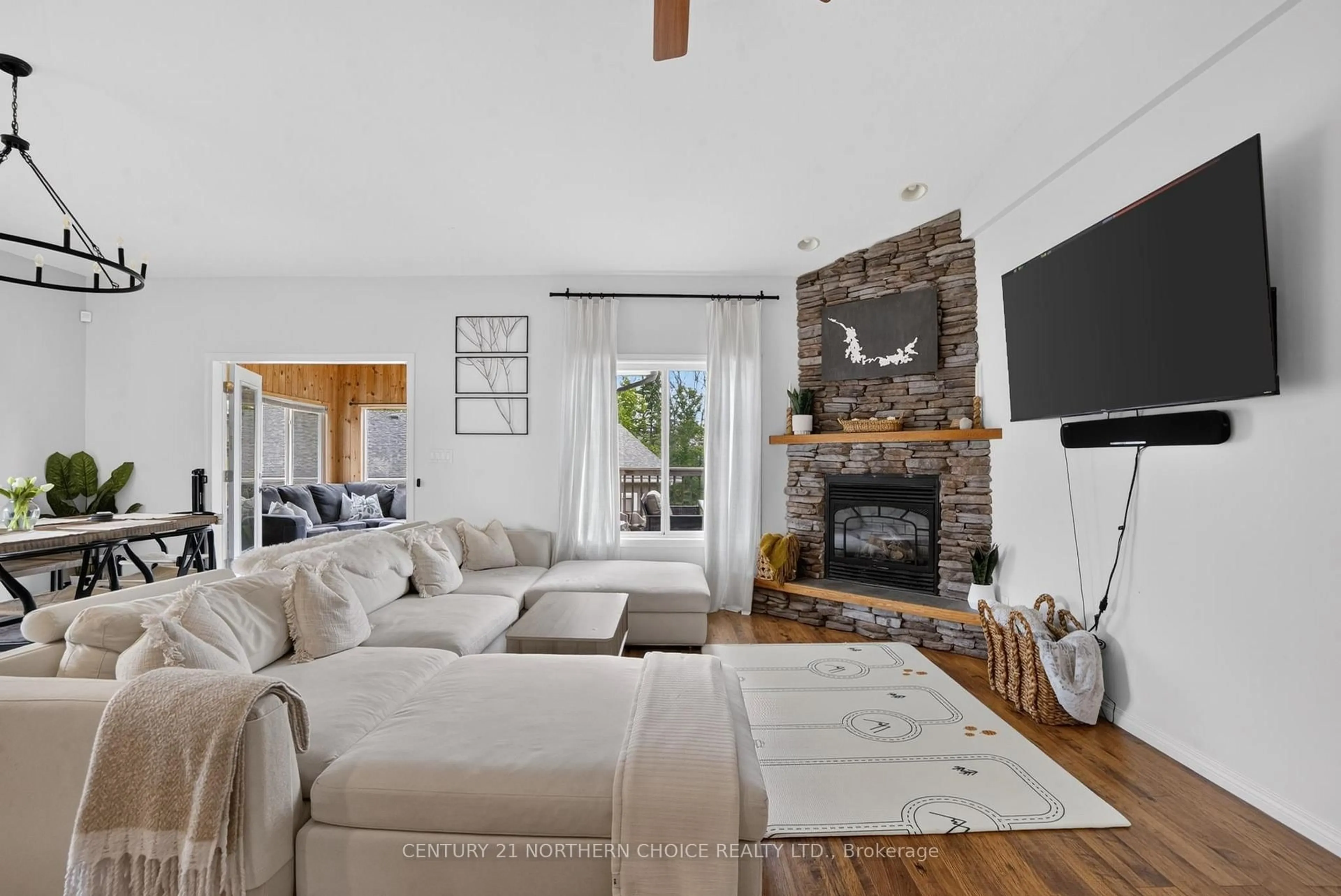 Living room with furniture, unknown for 1221 River Drive, Kenora Ontario P9N 1K7