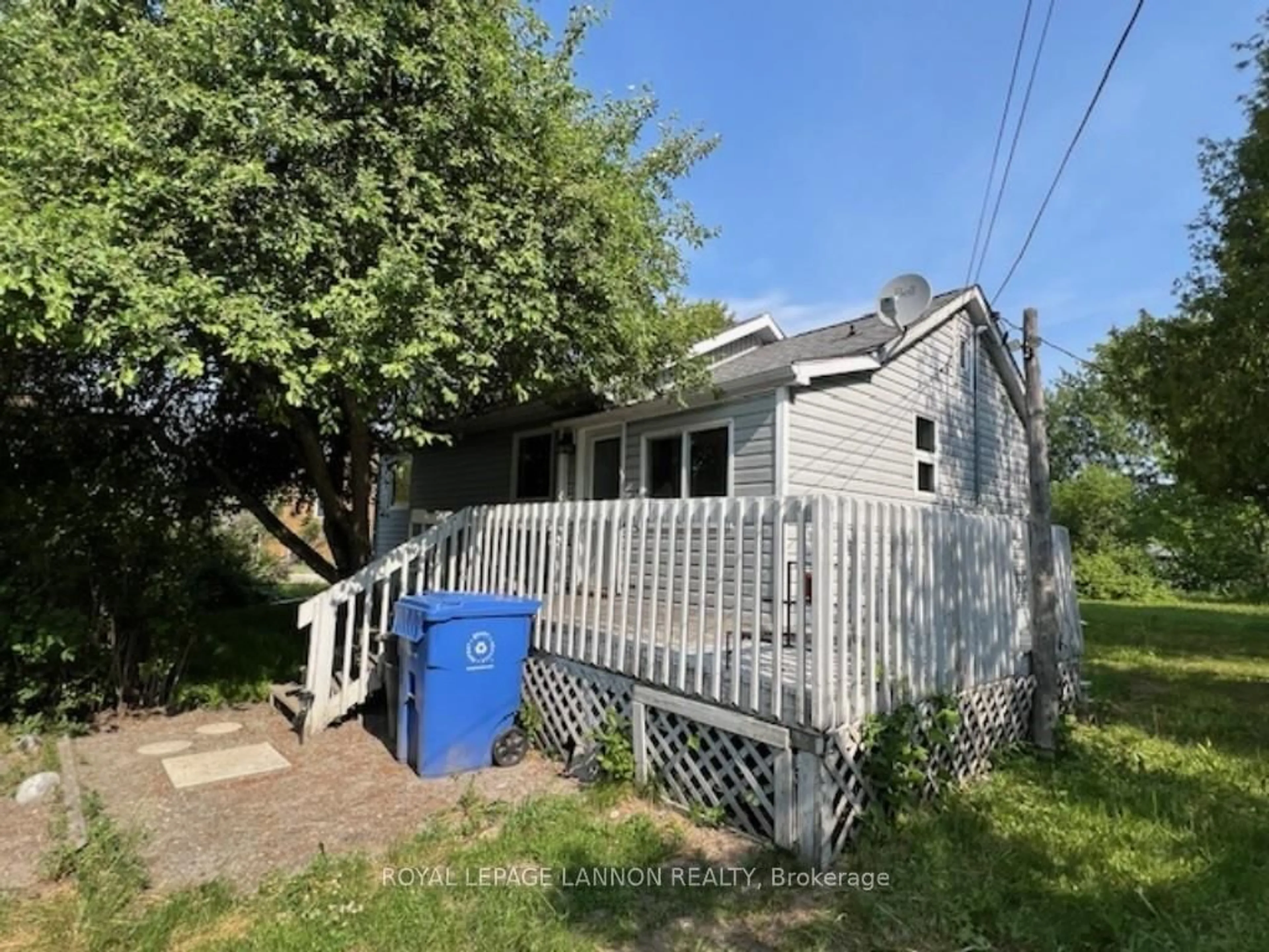 Shed for 129 Prince St, Sioux Lookout Ontario P8T 1A3