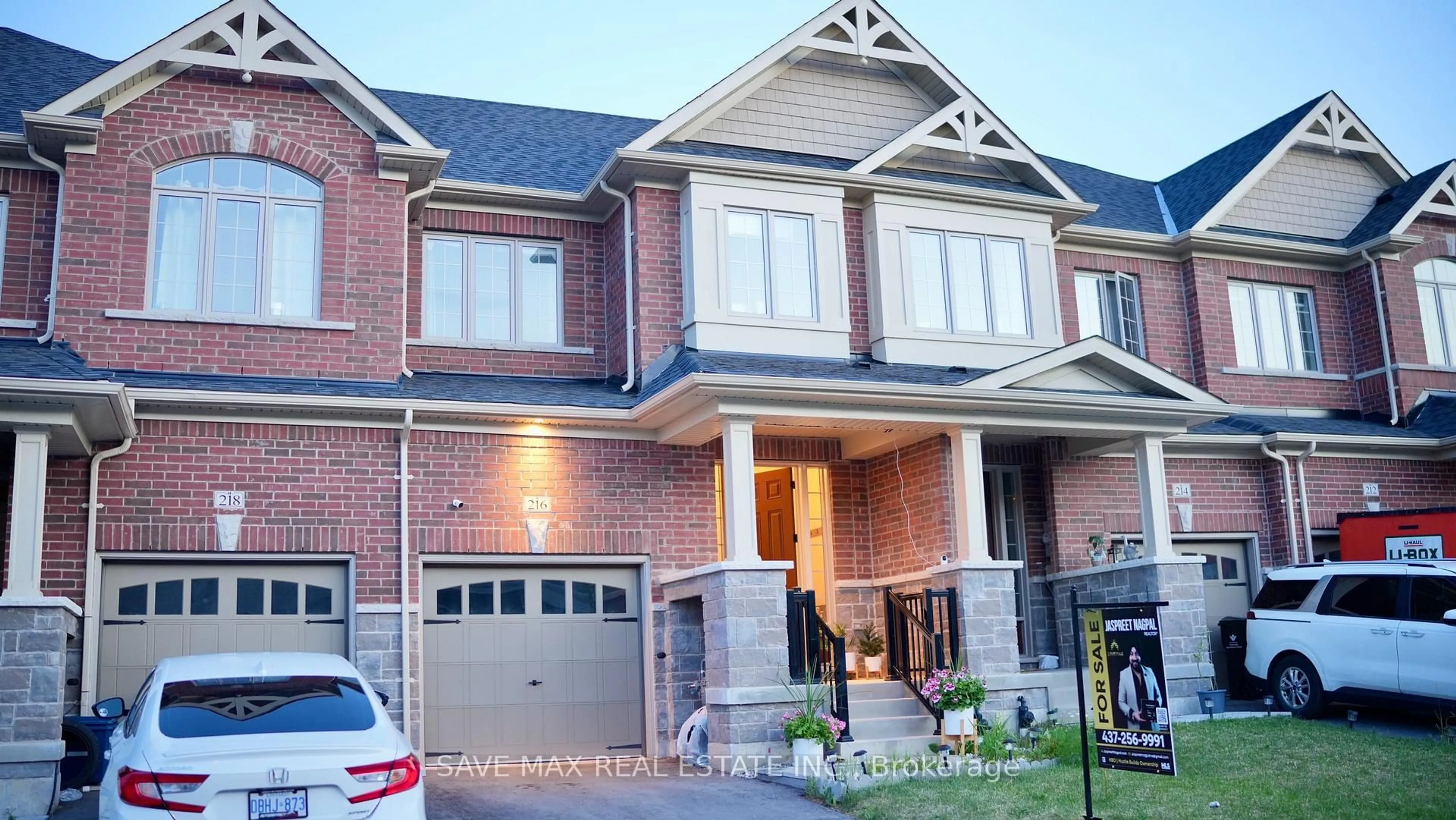 Home with brick exterior material, street for 216 Broadacre Dr, Kitchener Ontario N2R 0S6
