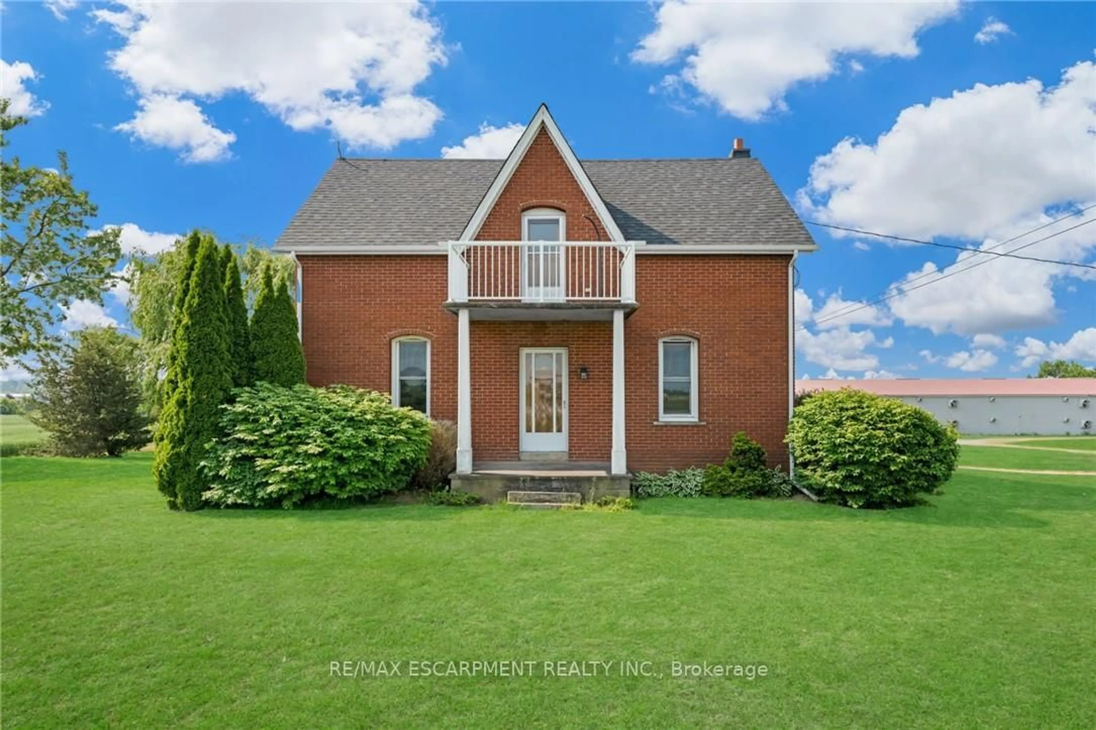 Home with brick exterior material, building for 4932 FLY Rd, Lincoln Ontario L0R 1B2