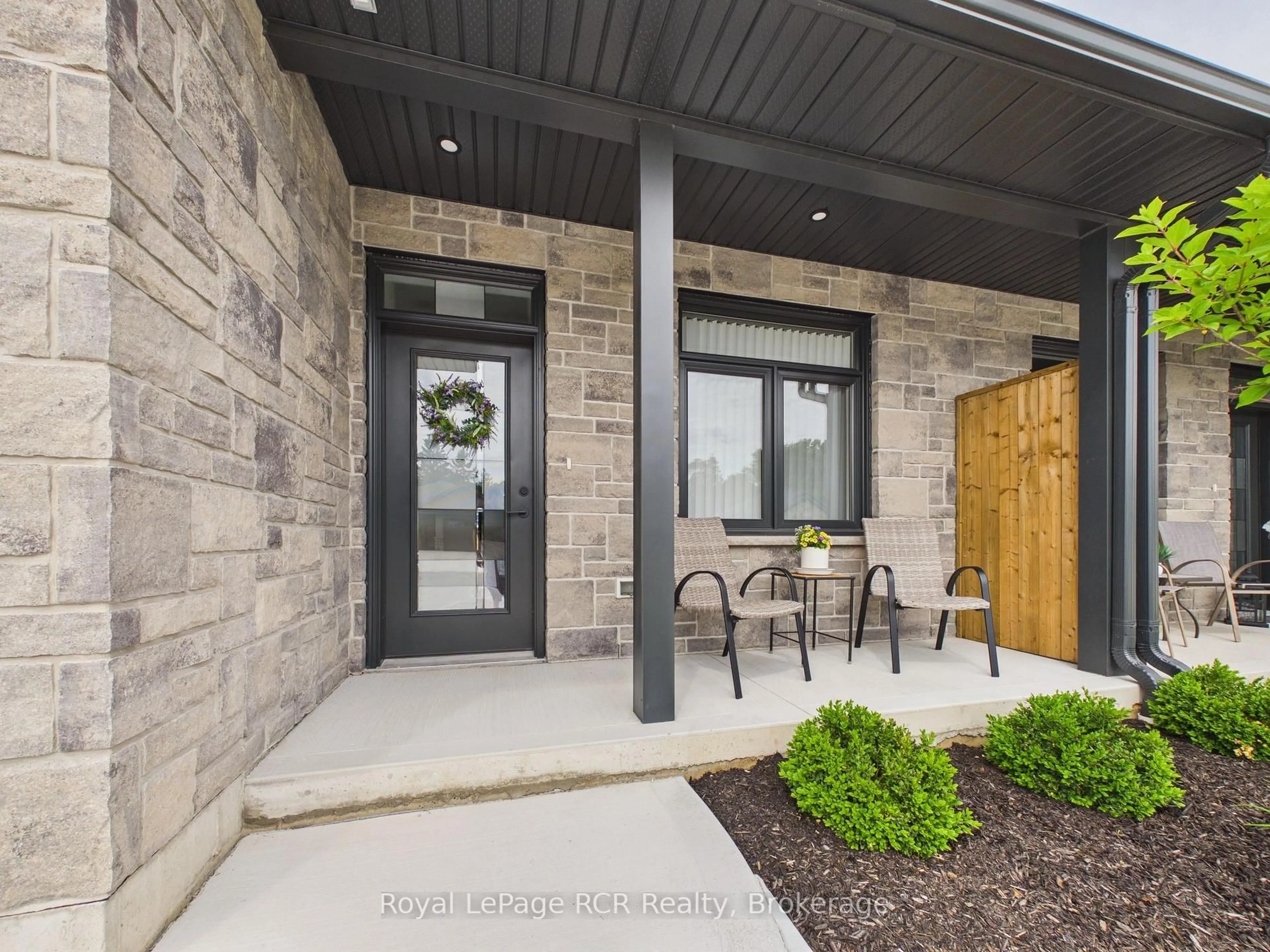 Indoor entryway for 24 Galen St, South Bruce Ontario N0G 2S0