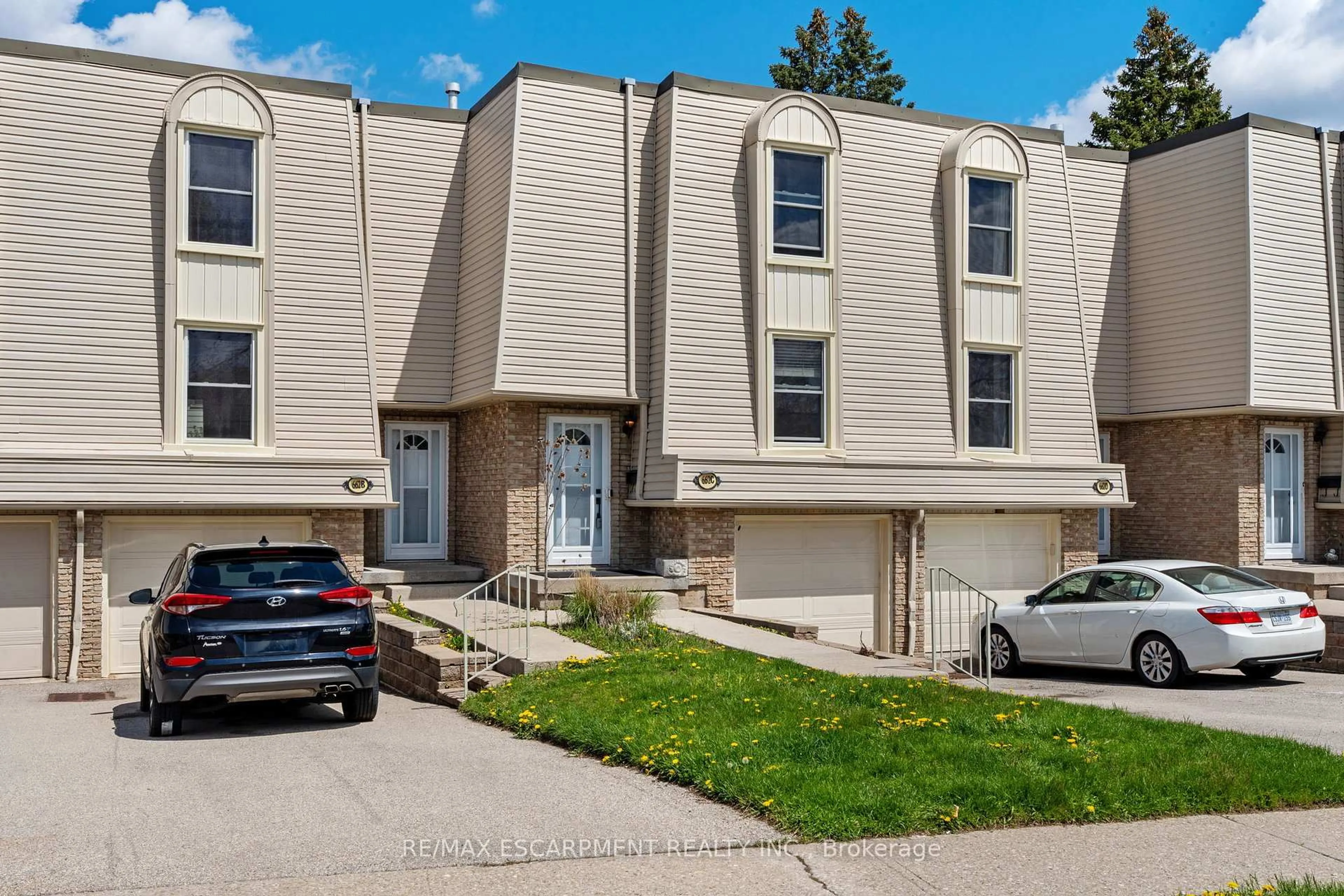 Unknown for 662 Grey St #C, Brantford Ontario N3S 4Y4