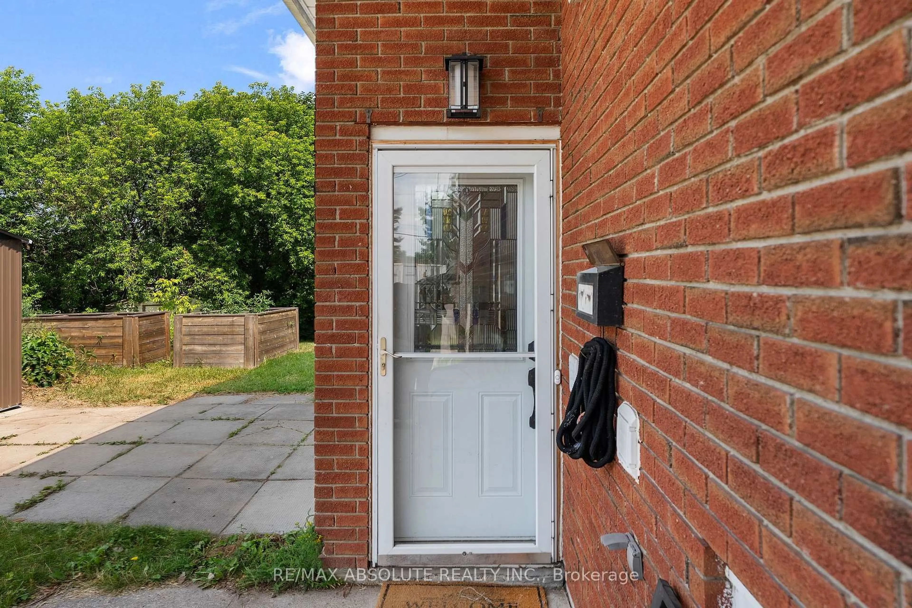 Unknown for 20 Sullivan Cres, Arnprior Ontario K7S 2Y1