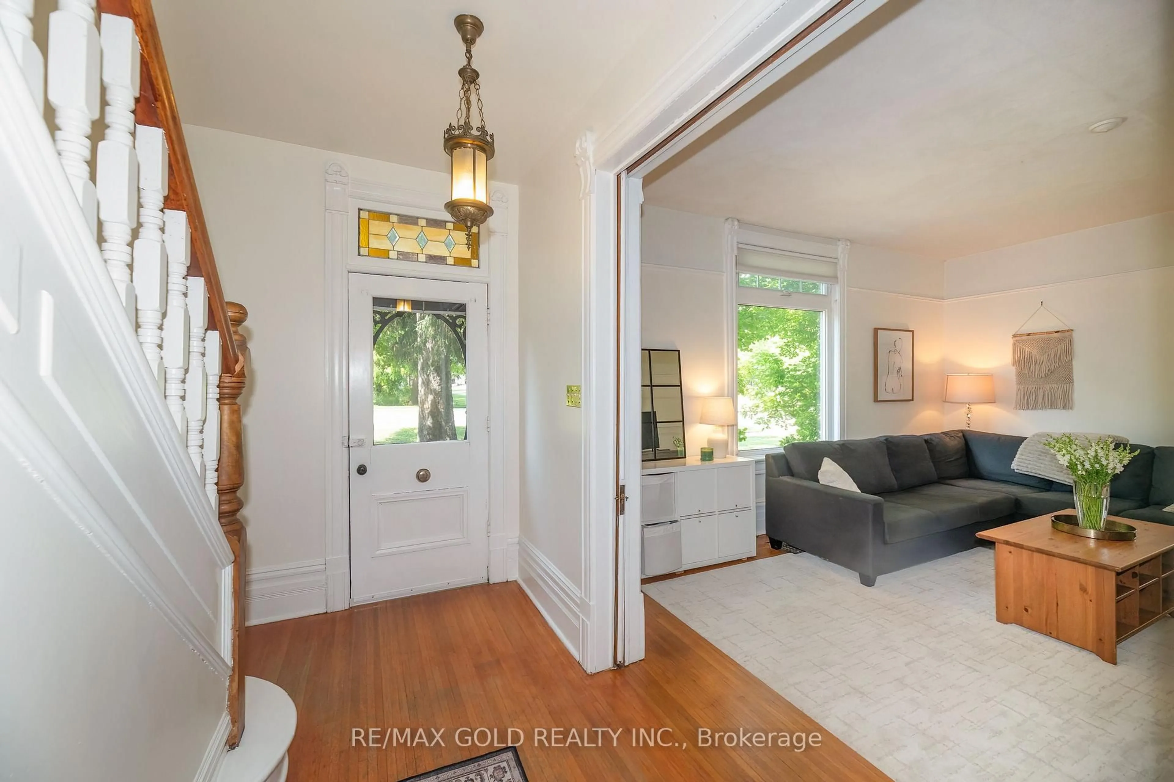 Indoor entryway for 245 Main St, Erin Ontario N0B 1T0