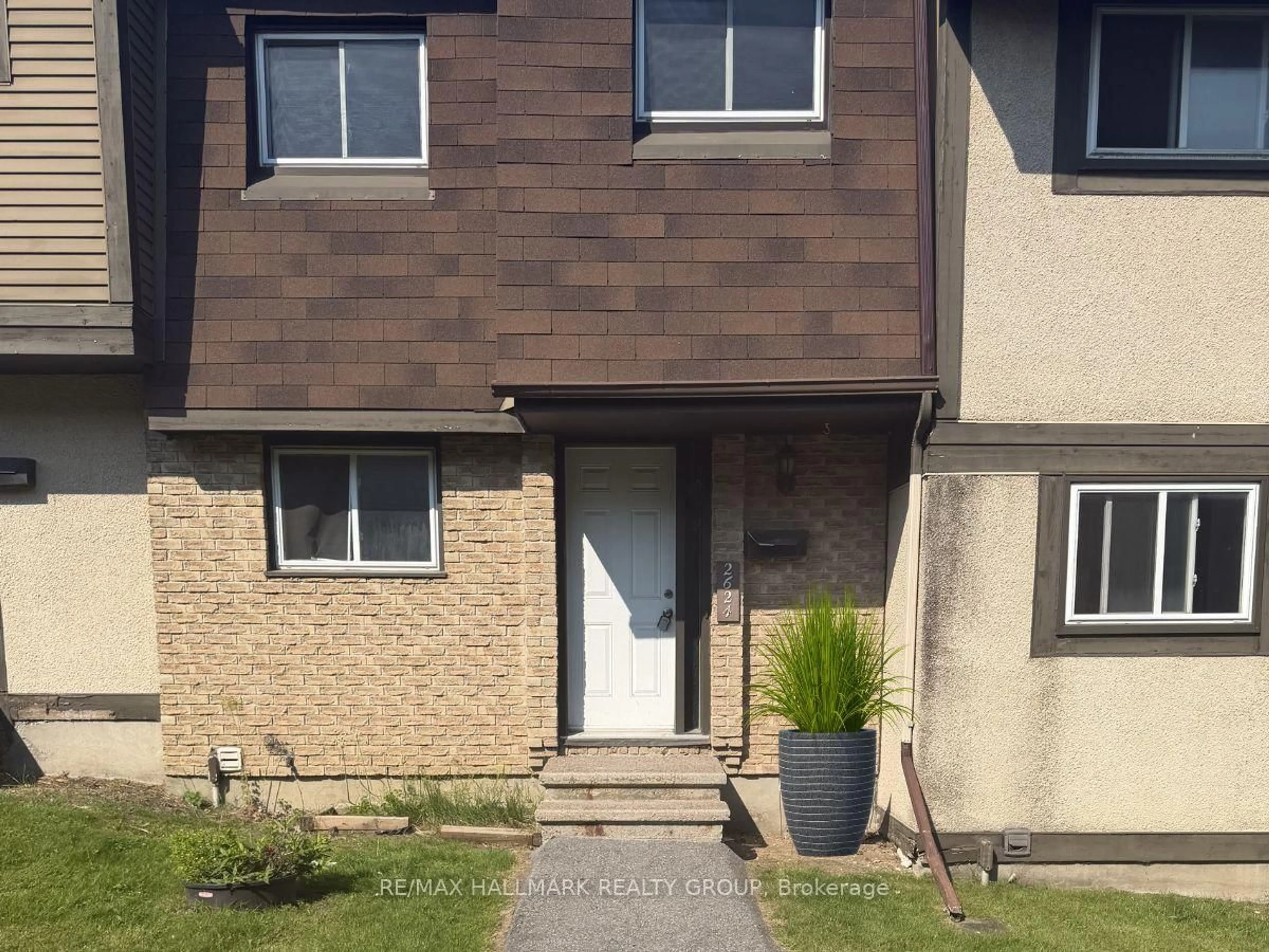 Unknown for 2624 Pimlico Cres #122, Ottawa Ontario K1T 2A8