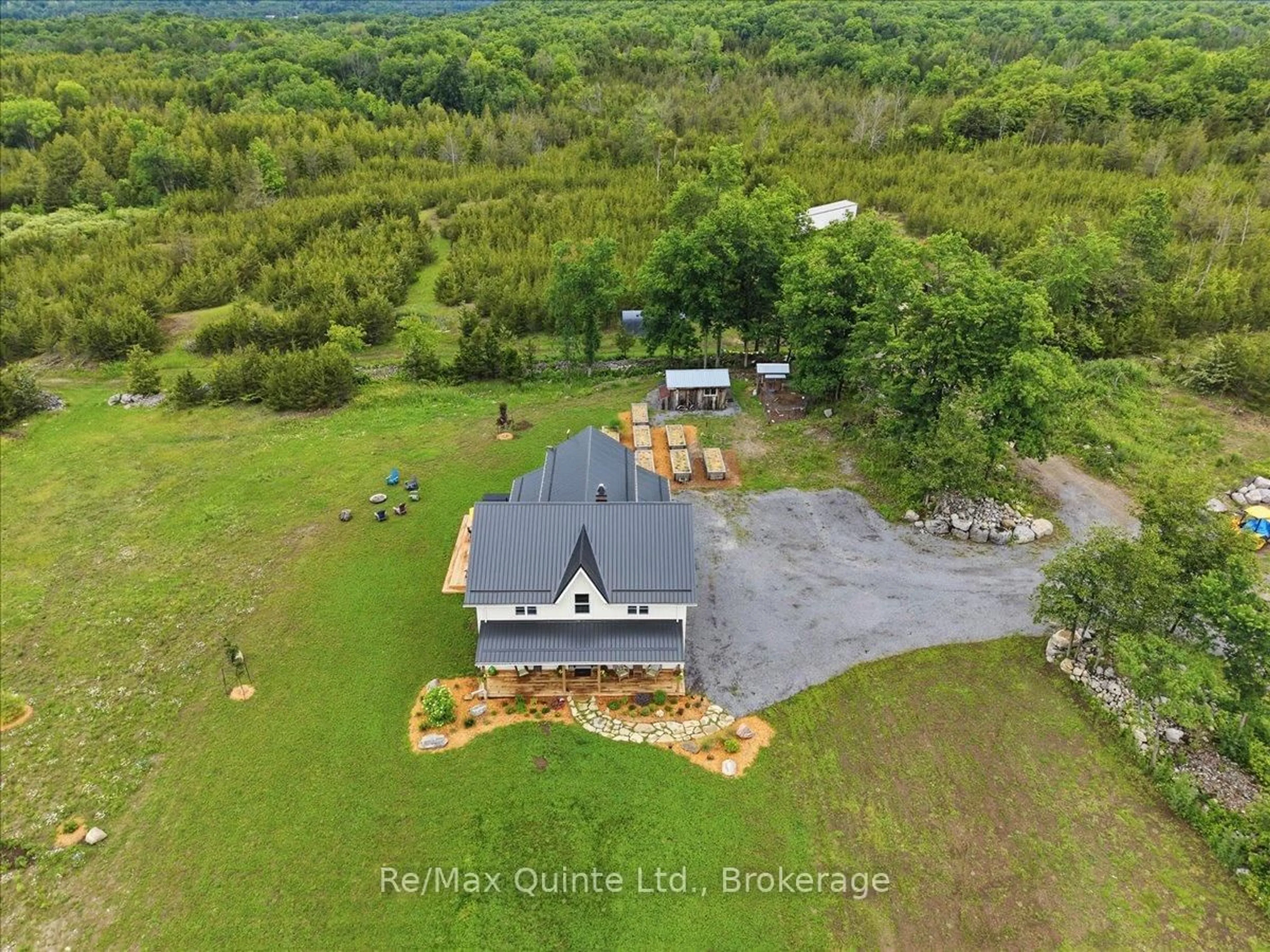 A pic from outside/outdoor area/front of a property/back of a property/a pic from drone, unknown for 267 Maple Sugar Rd, Shannonville Ontario K0K 3A0