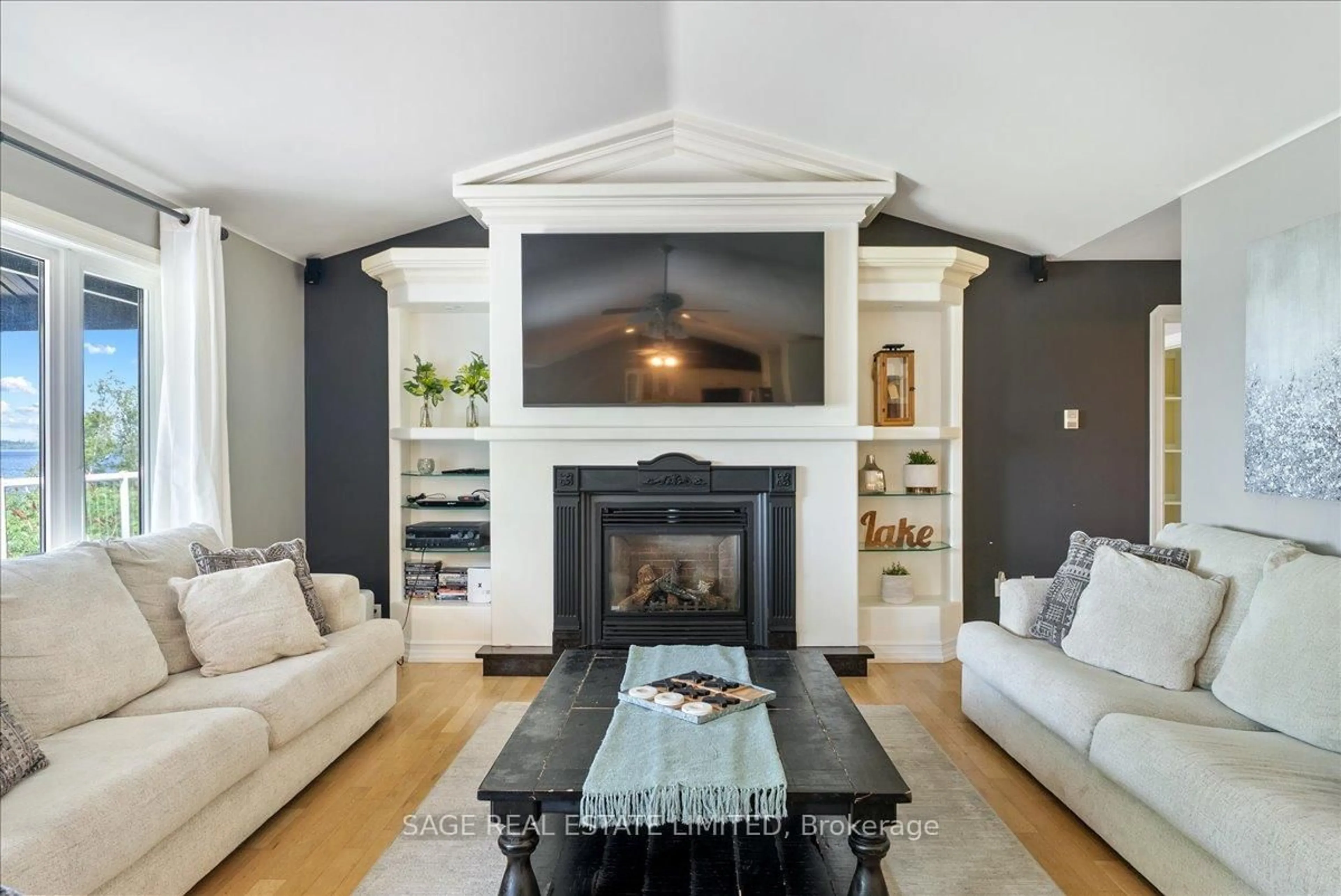 Living room with furniture, unknown for 1634 Morris Ave, Selwyn Ontario K0L 1T0