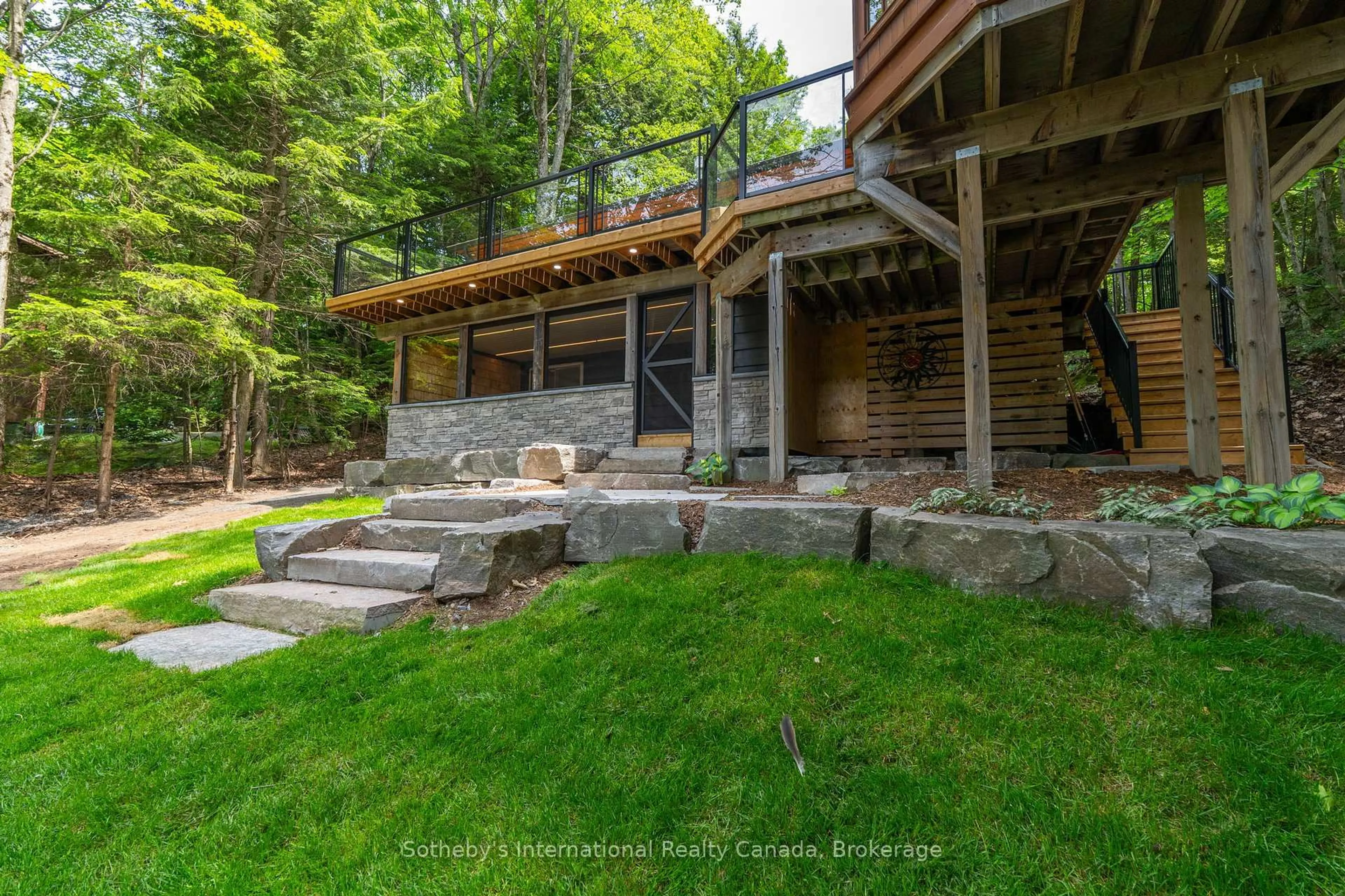 Patio, unknown for 1023 Strachan Pt Rd, Muskoka Lakes Ontario P0C 1A0