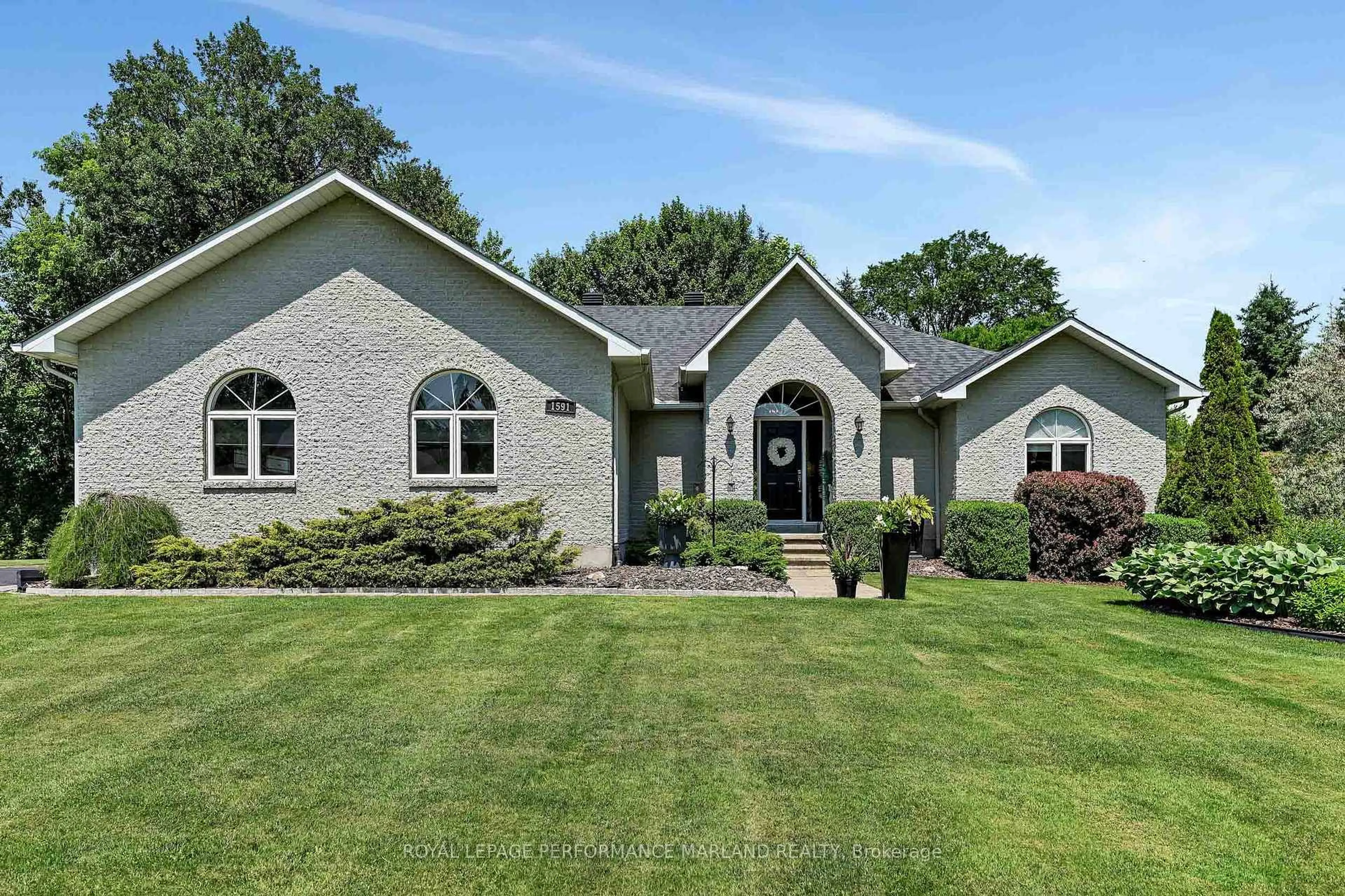 Home with brick exterior material, unknown for 1591 Stephanie Anne Dr, Ottawa Ontario K4P 1M8