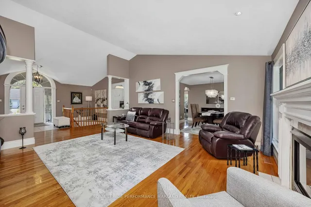 1591 Stephanie Anne Dr, Ottawa 5