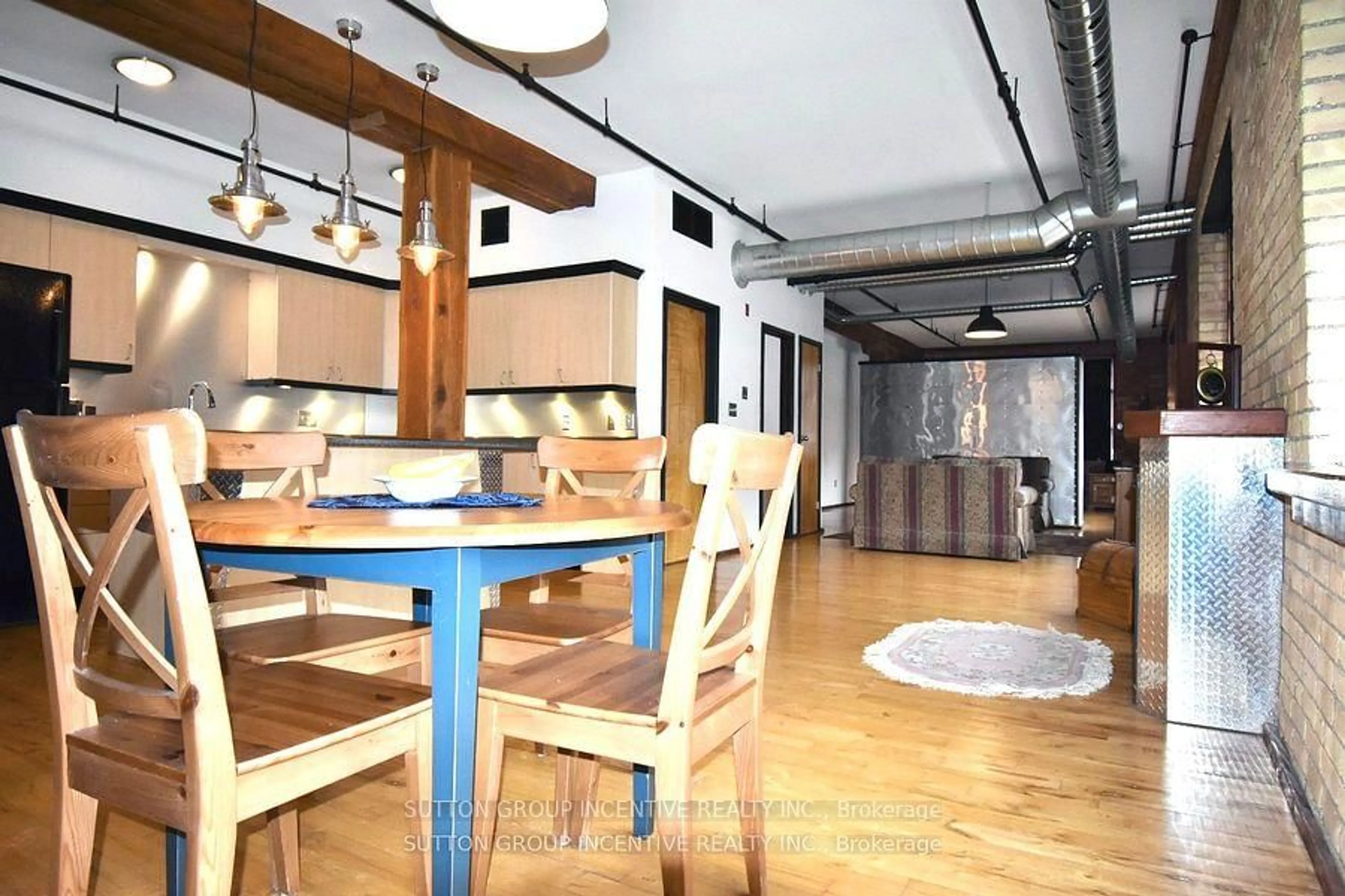 Dining room, unknown for 36 Margaret St #24, Hamilton Ontario L8P 4C8