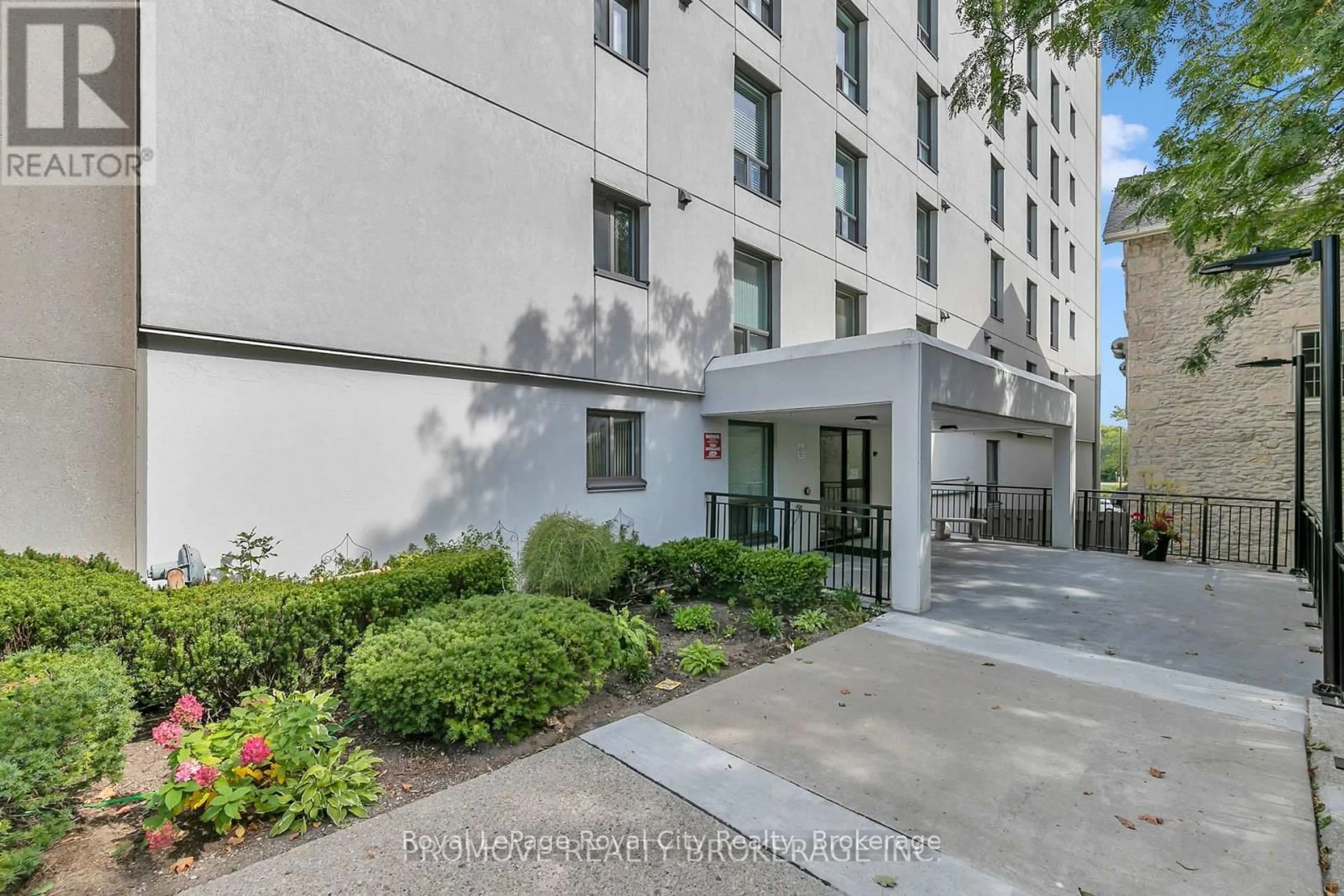 Indoor foyer for 358 Waterloo Ave #906, Guelph Ontario N1H 7Y3
